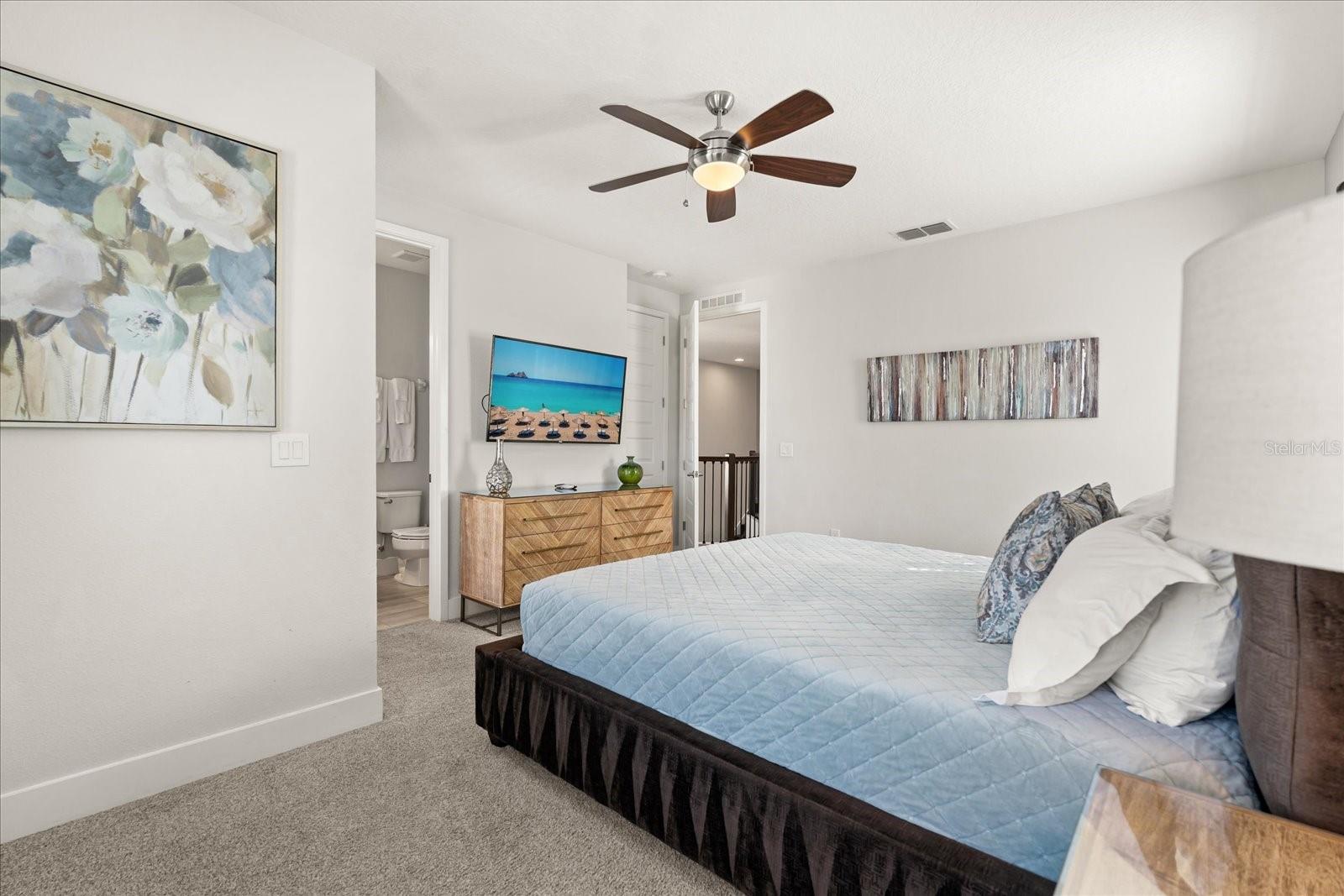 Image 26 of 68 For 1113 Castle Pines Court