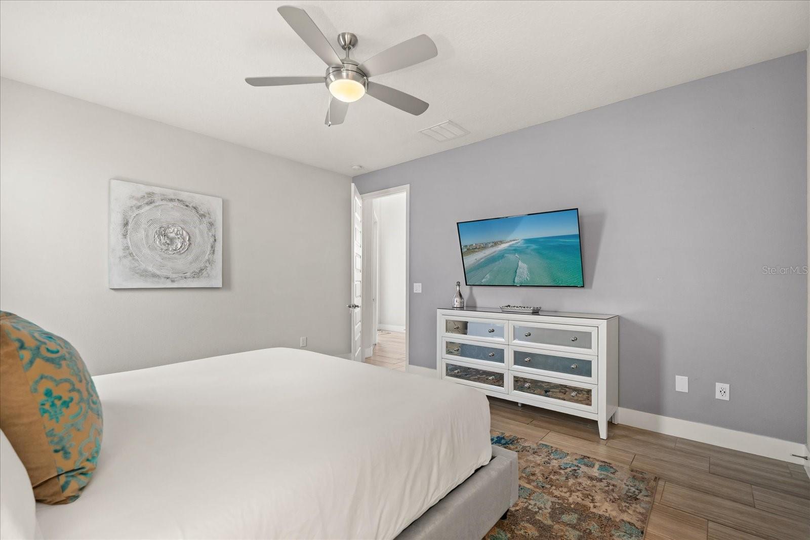 Image 30 of 68 For 1113 Castle Pines Court