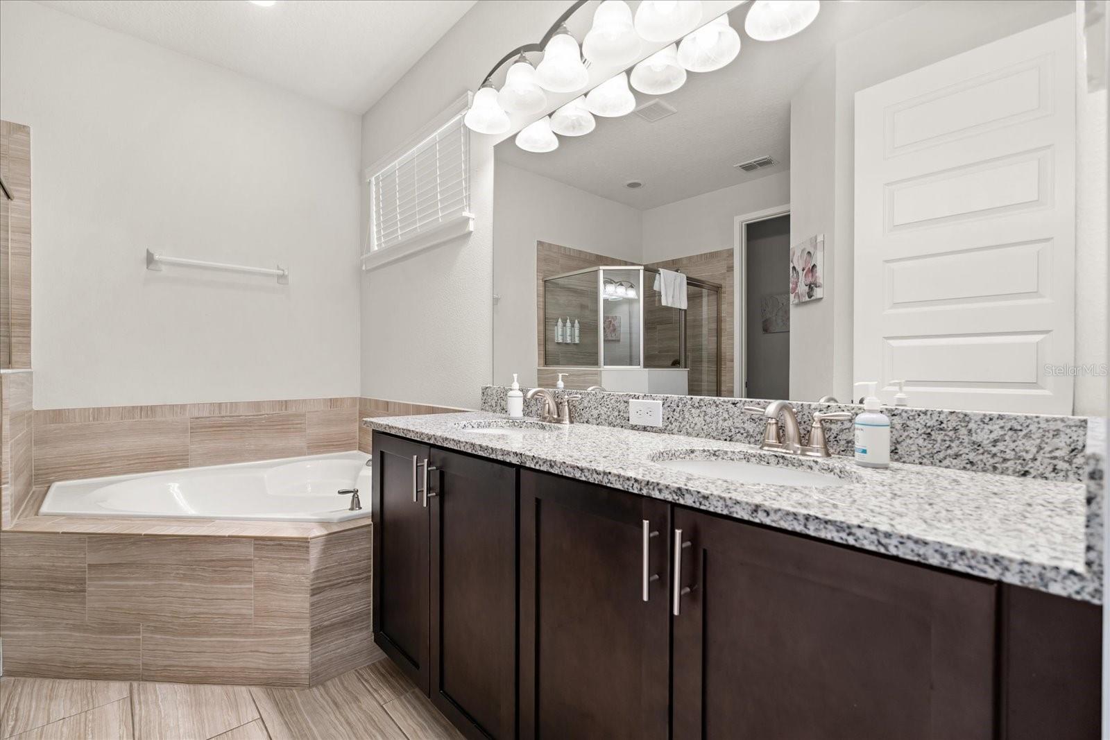 Image 32 of 68 For 1113 Castle Pines Court