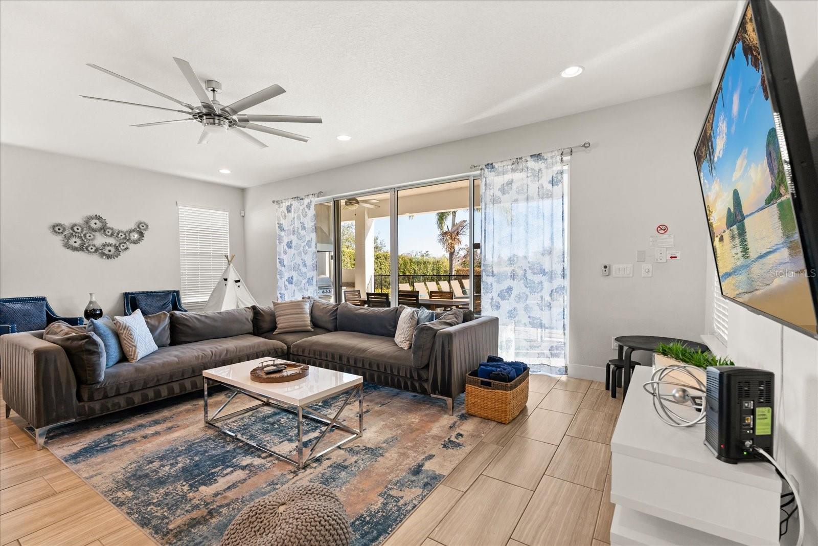 Image 9 of 68 For 1113 Castle Pines Court