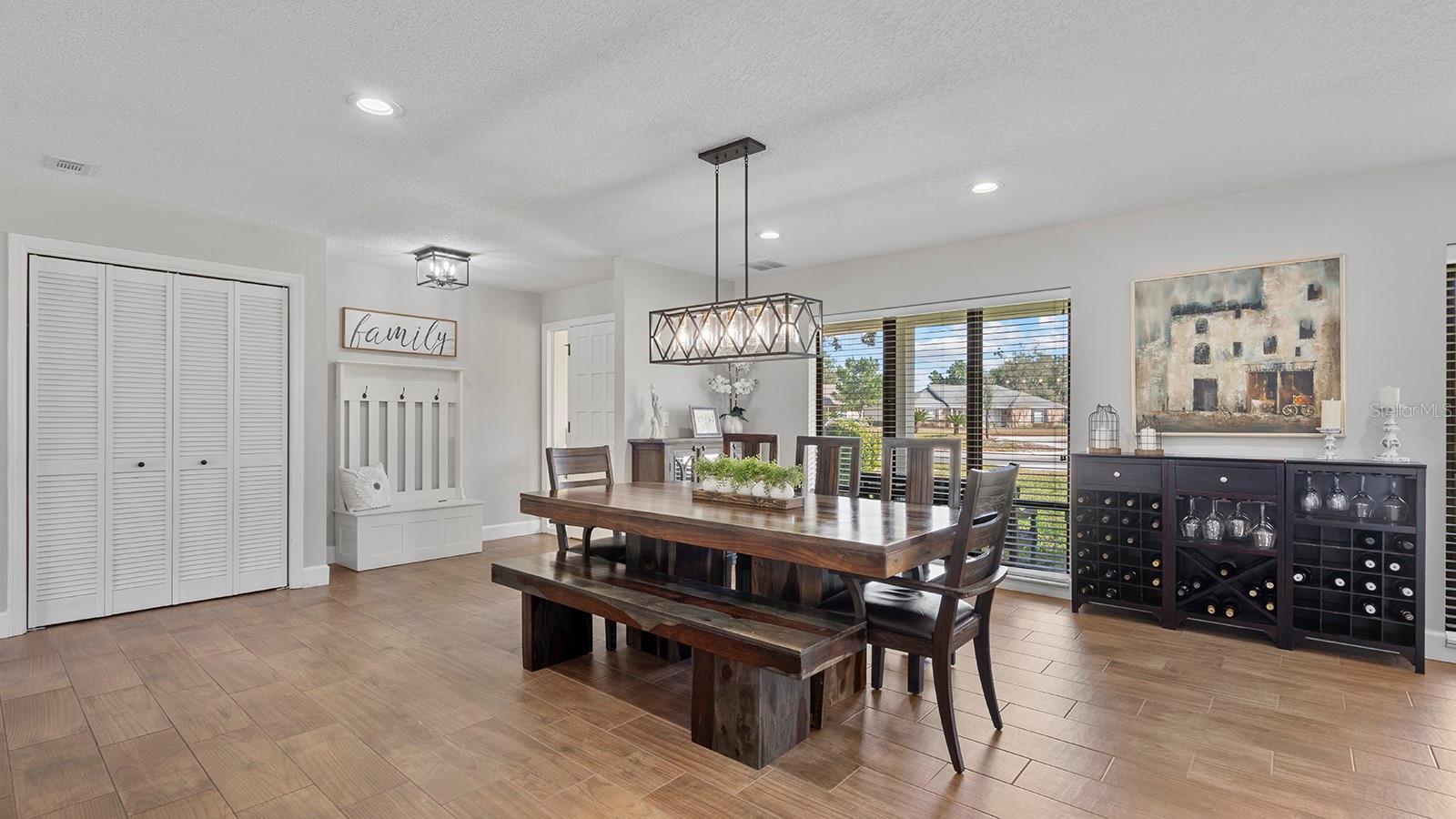 Image 10 of 27 For 517 Whisper Wood Drive