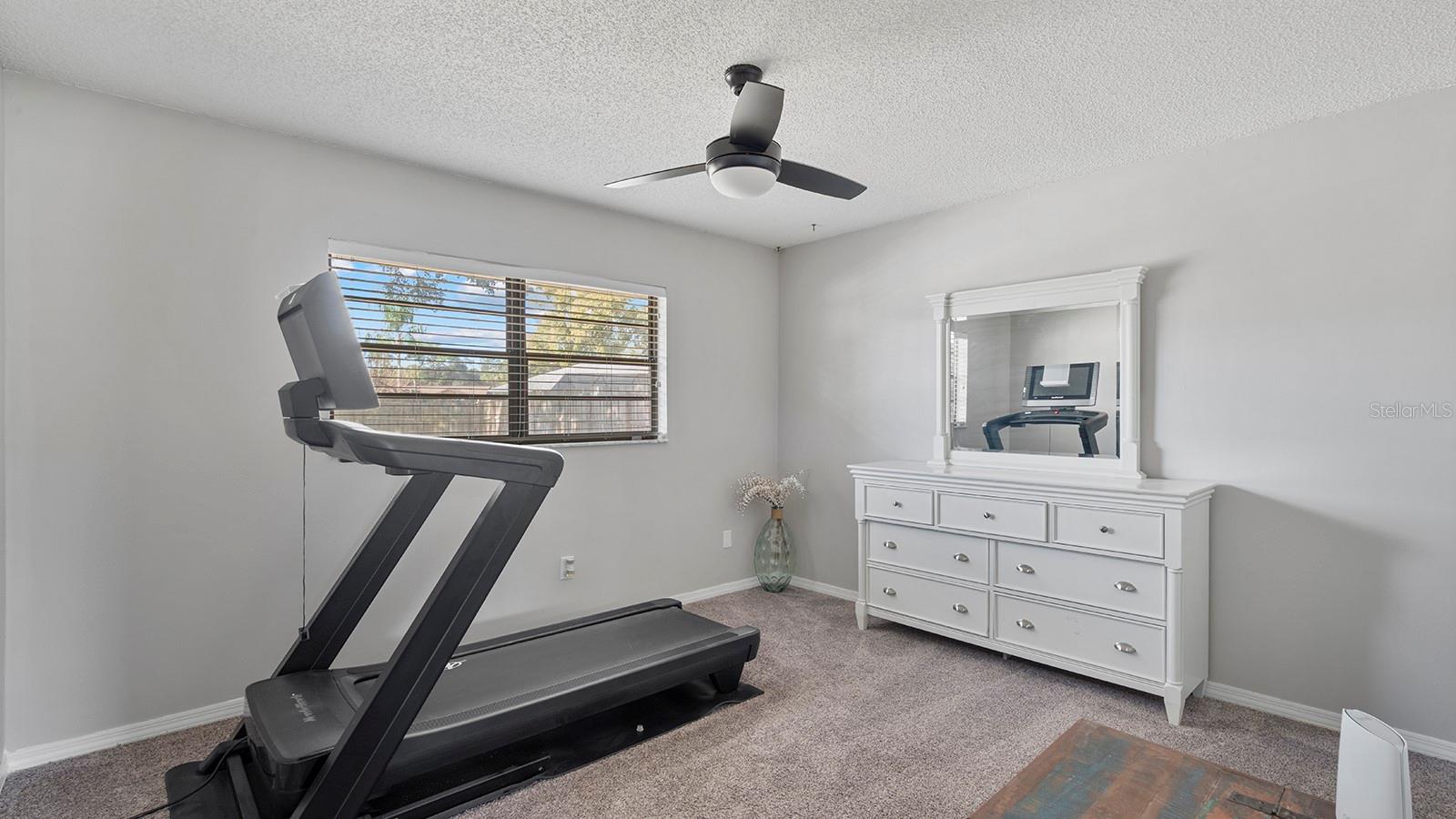 Image 18 of 27 For 517 Whisper Wood Drive