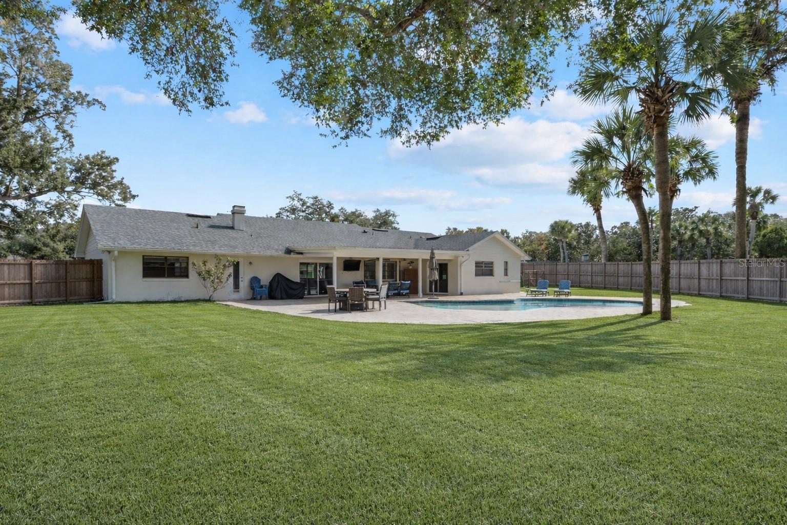 Image 25 of 27 For 517 Whisper Wood Drive