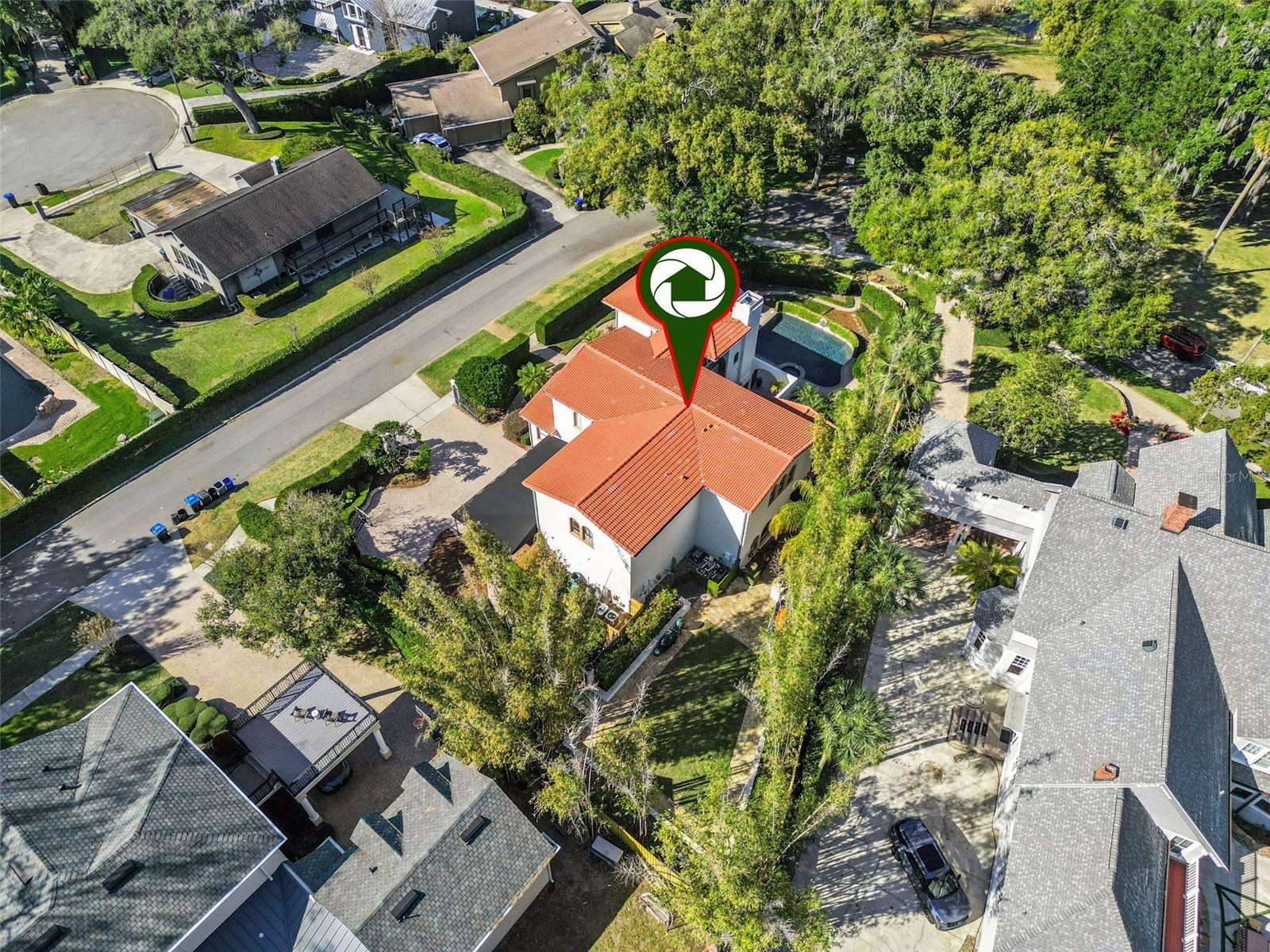 Image 56 of 65 For 2059 Woodlawn Drive