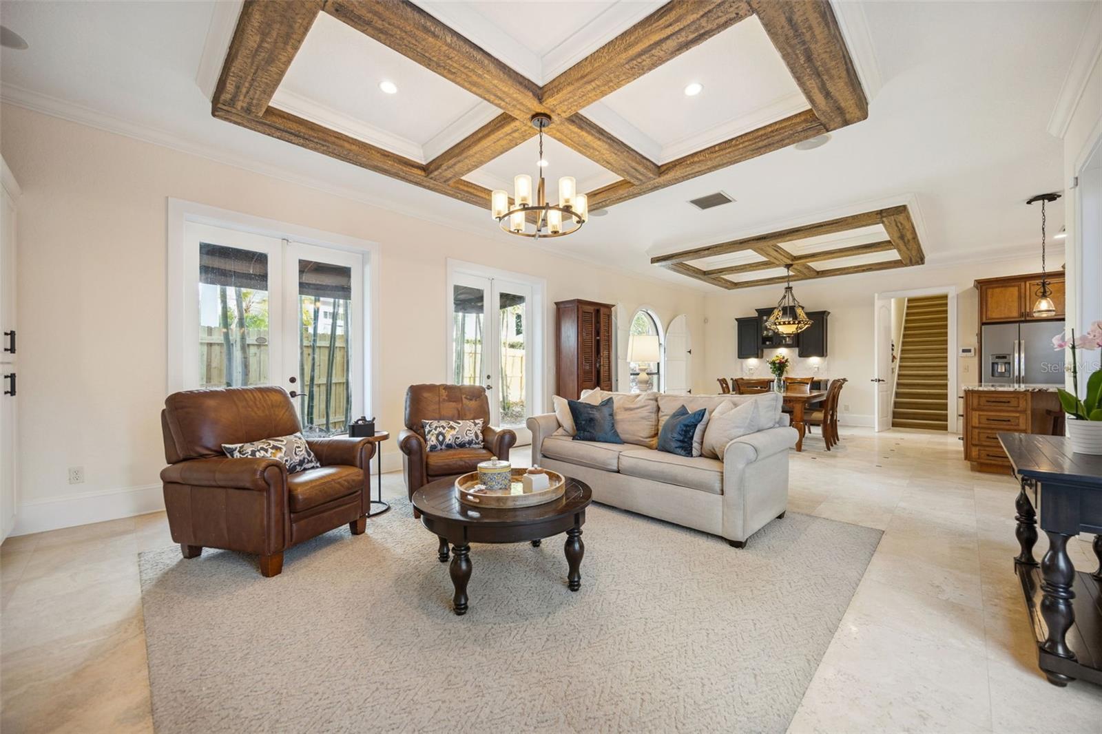 Image 6 of 65 For 2059 Woodlawn Drive