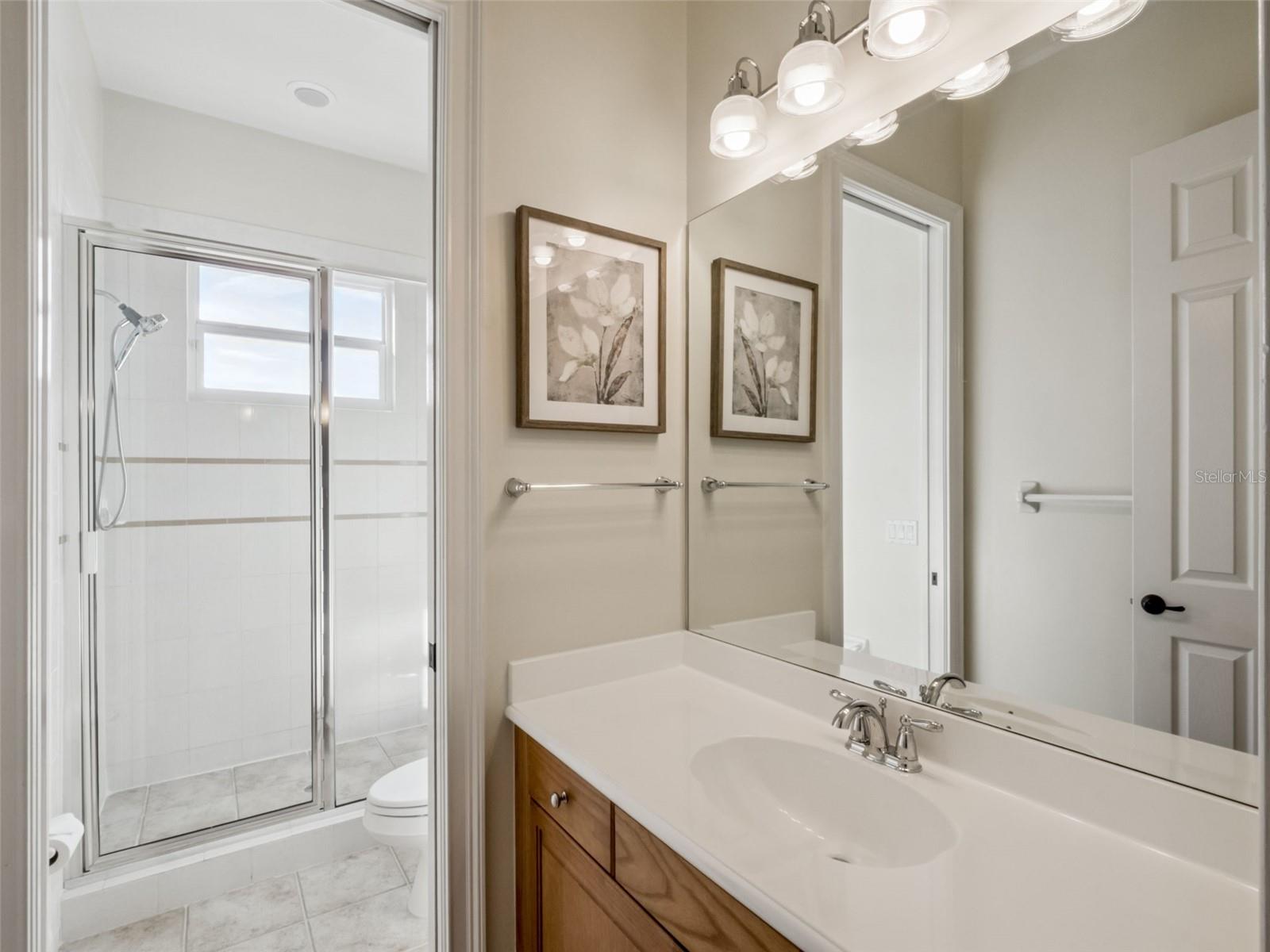 Image 25 of 50 For 10844 Emerald Chase Drive