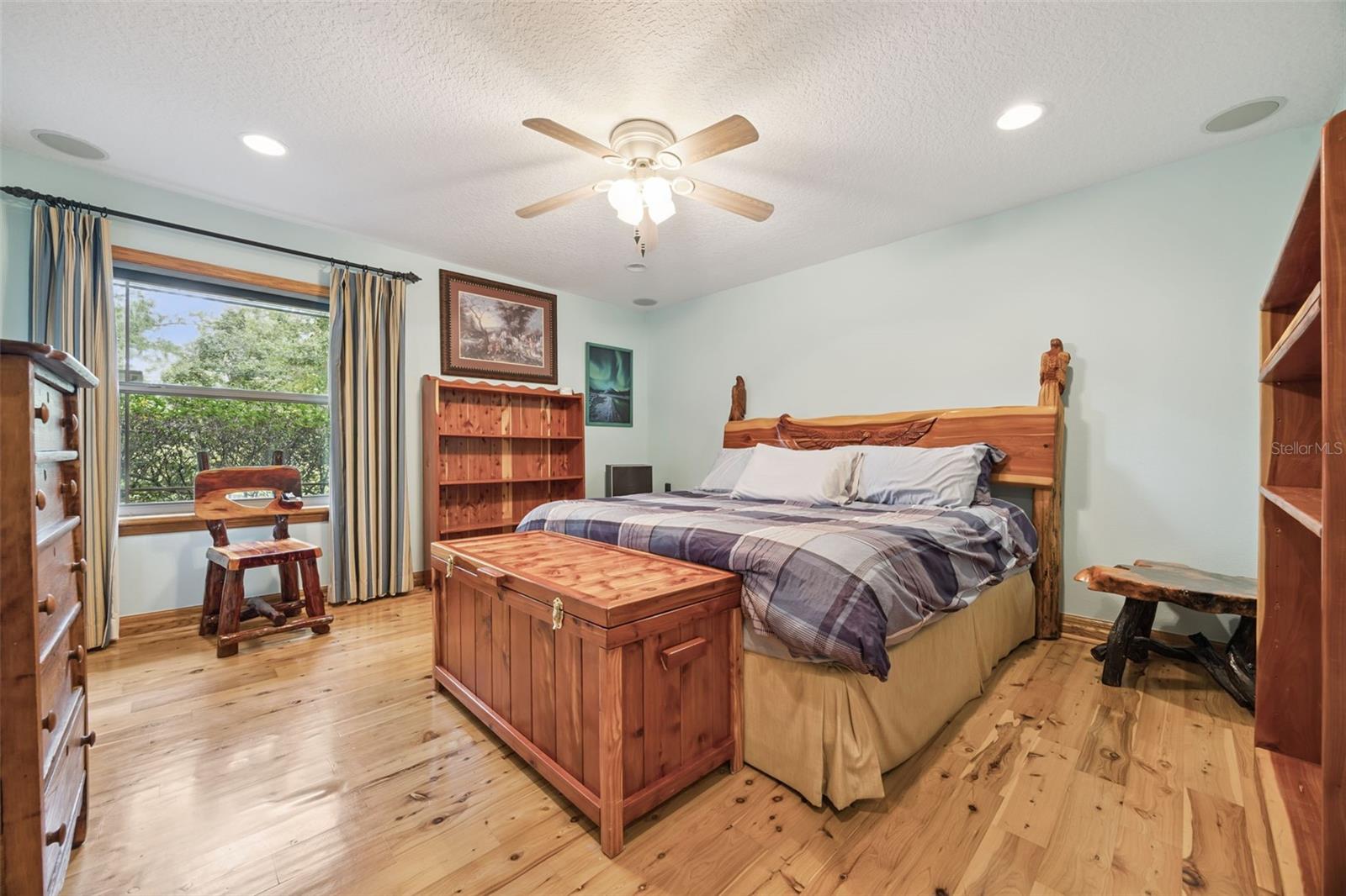 Image 12 of 27 For 30904 Deal Drive