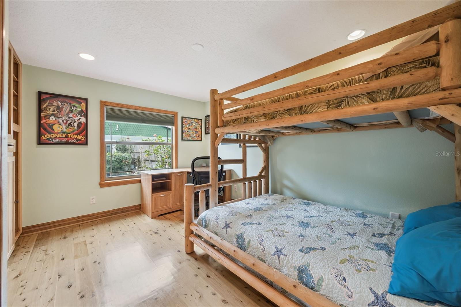 Image 16 of 27 For 30904 Deal Drive