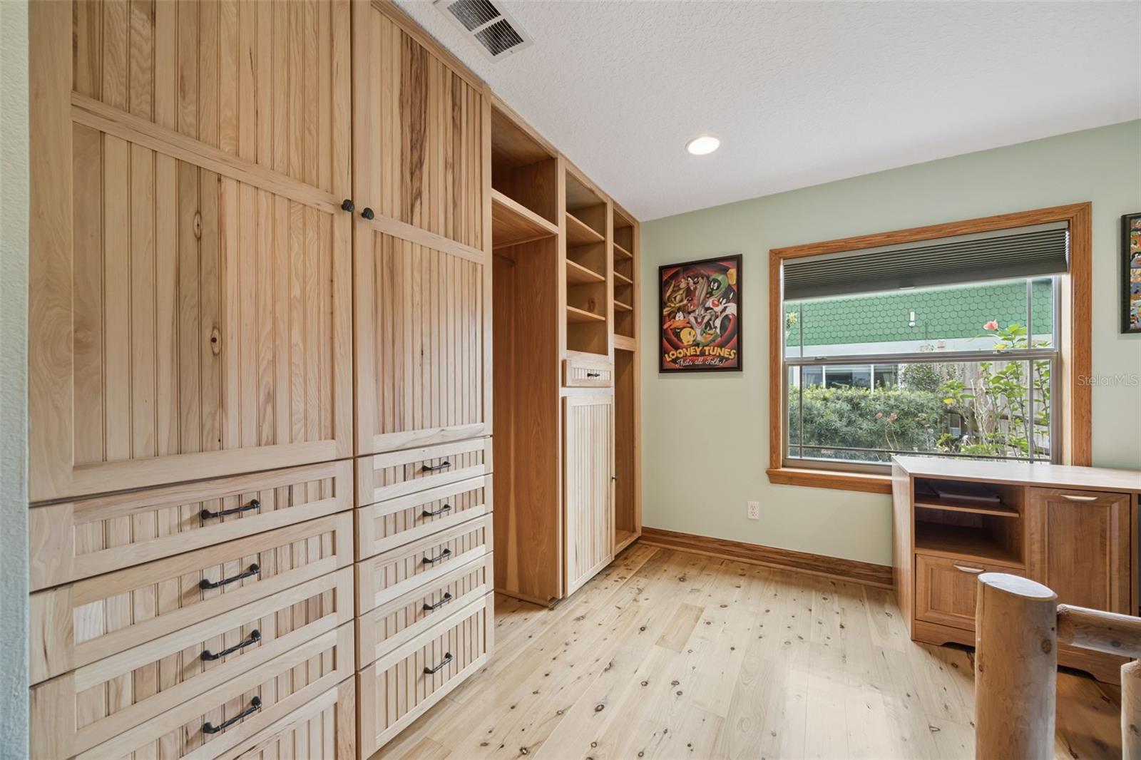 Image 18 of 27 For 30904 Deal Drive