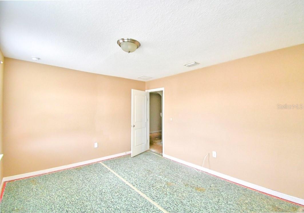 Image 20 of 41 For 2269 Bella Luna Circle