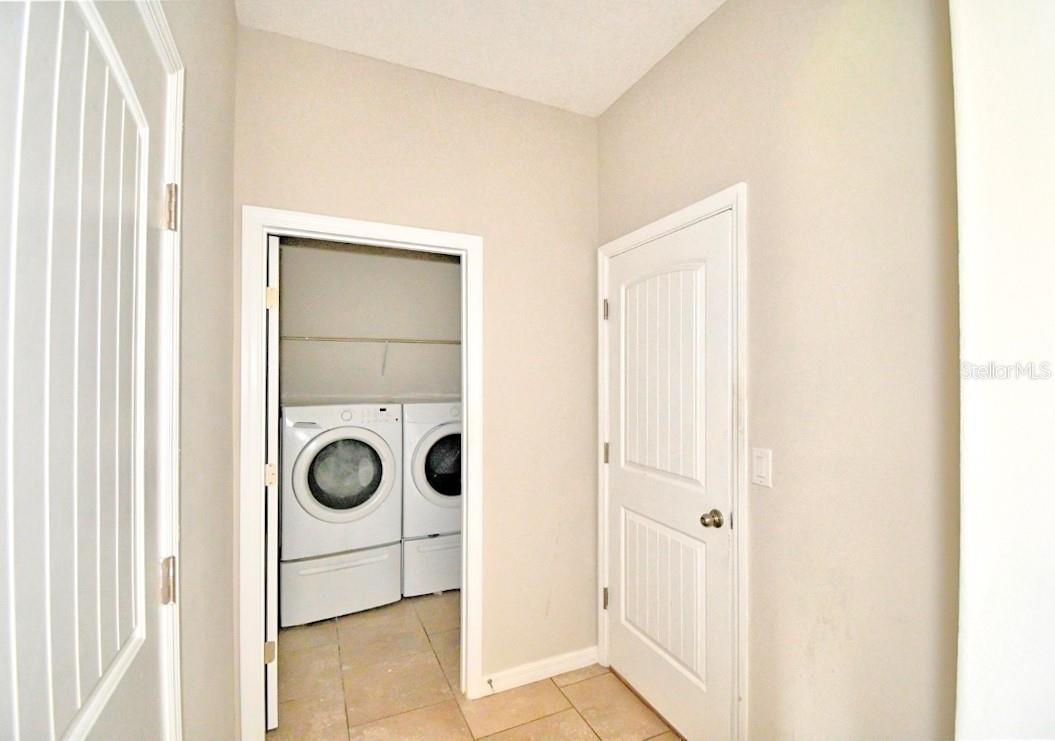 Image 21 of 41 For 2269 Bella Luna Circle