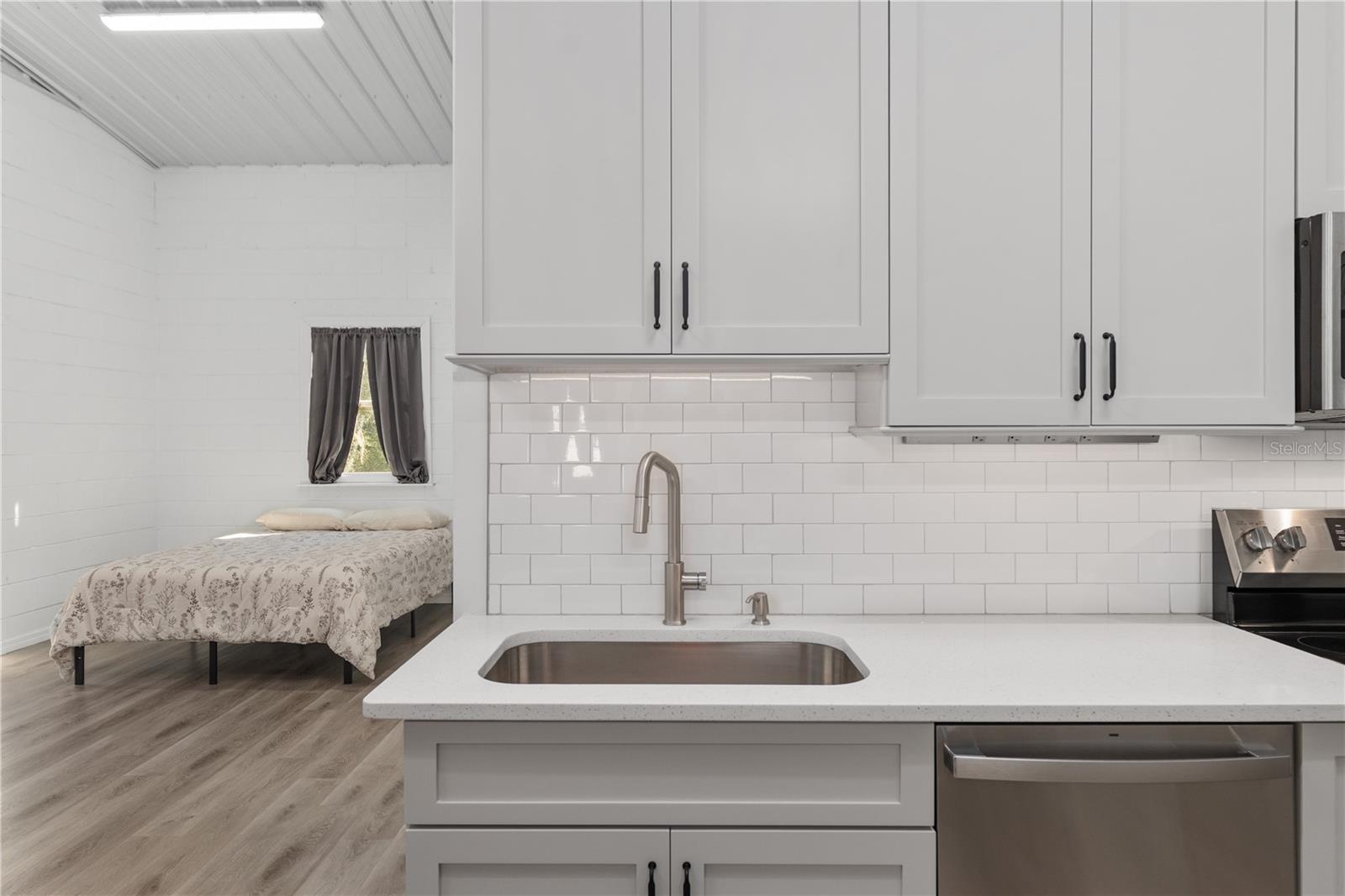 Image 25 of 59 For 7997 90th Avenue