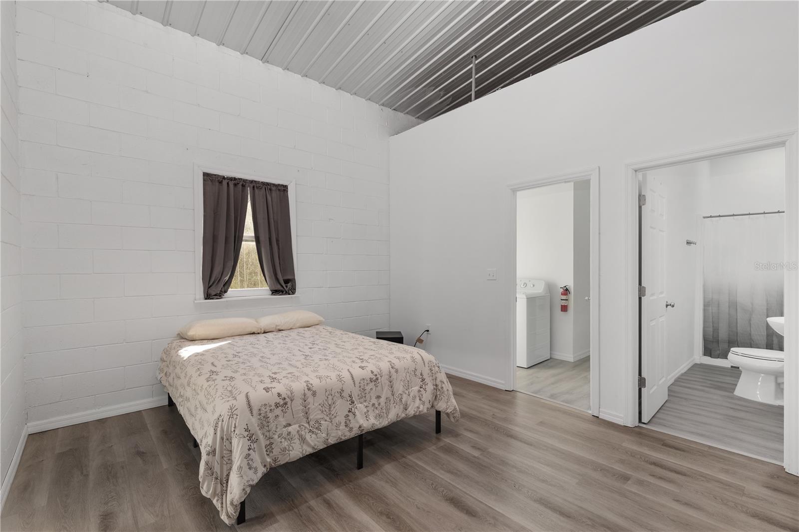 Image 27 of 59 For 7997 90th Avenue