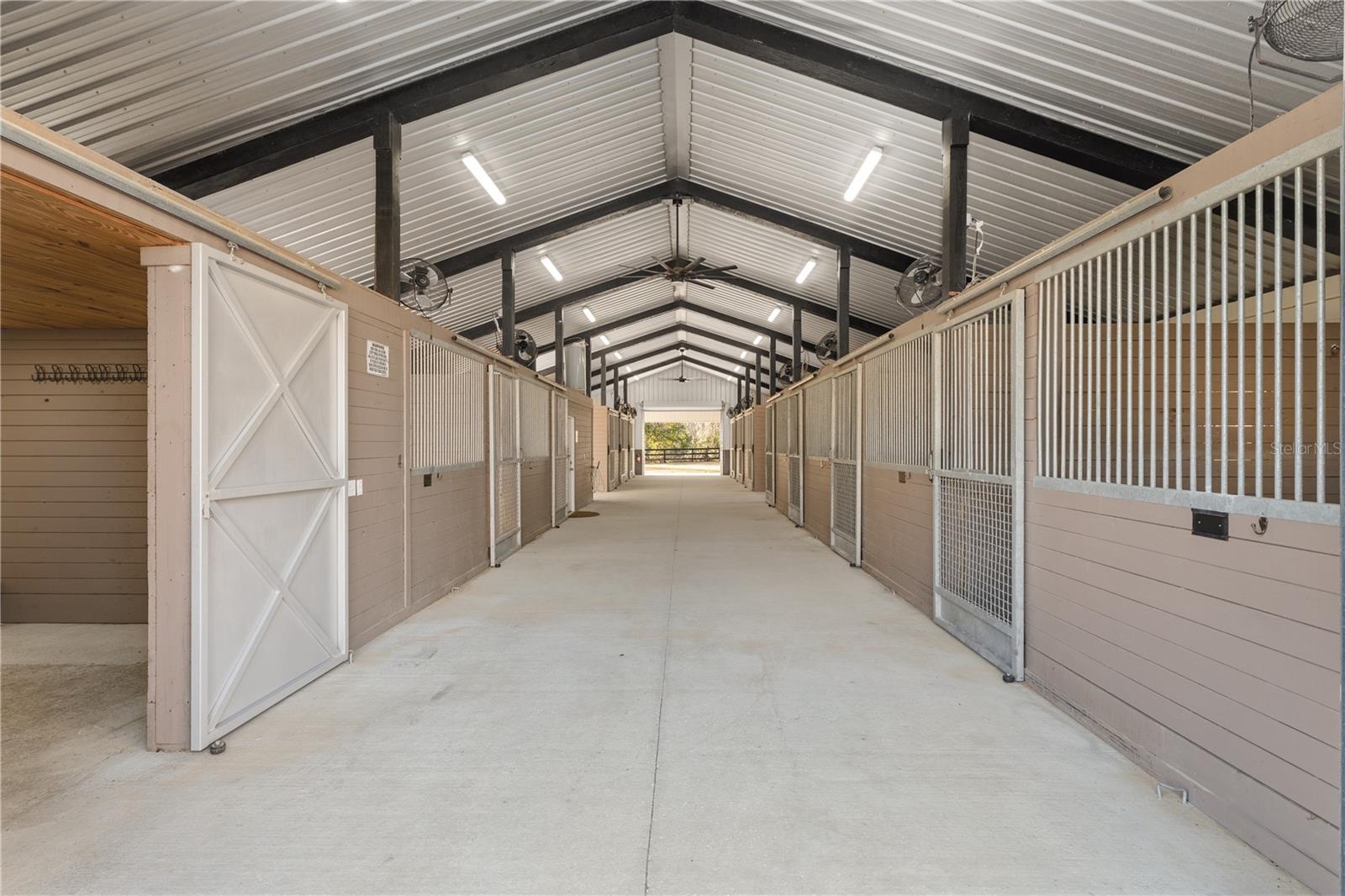 Image 7 of 59 For 7997 90th Avenue