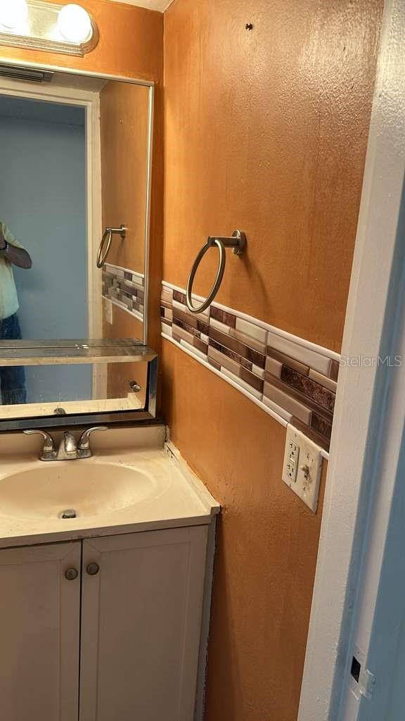 Image 4 of 13 For 3659 Westland Court