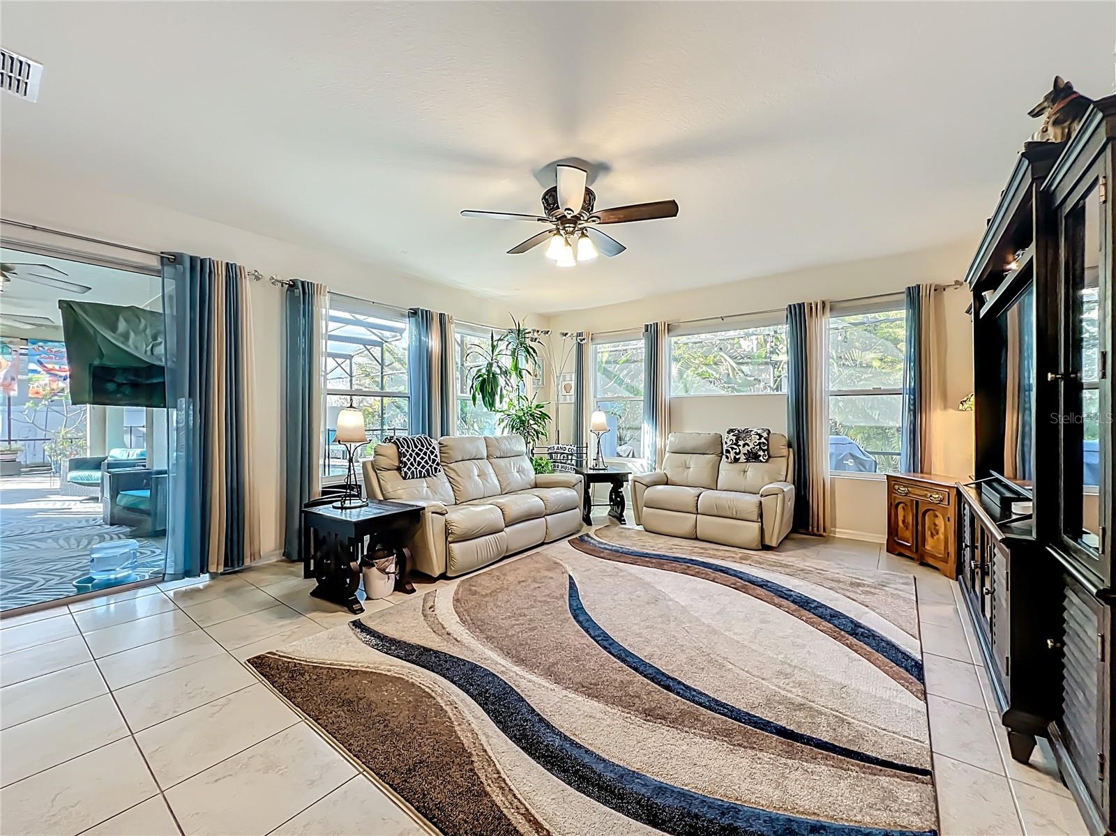 Image 8 of 22 For 2910 Sand Oak Loop