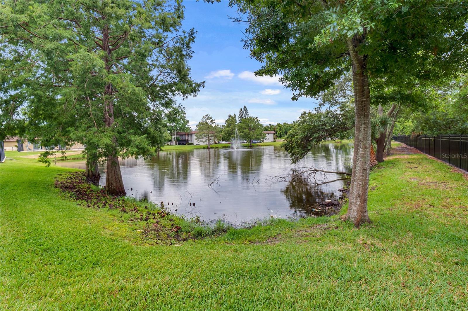 Image 2 of 22 For 39 Windtree Lane 104