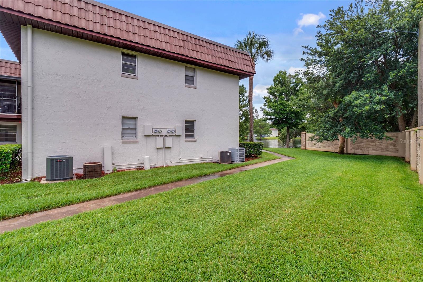 Image 22 of 22 For 39 Windtree Lane 104