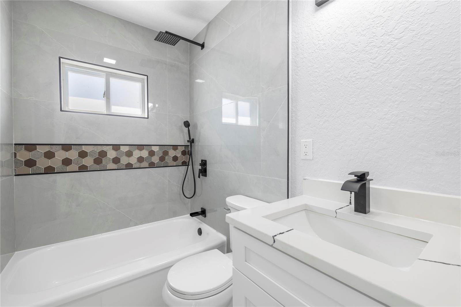 Image 14 of 35 For 3135 33rd Avenue N