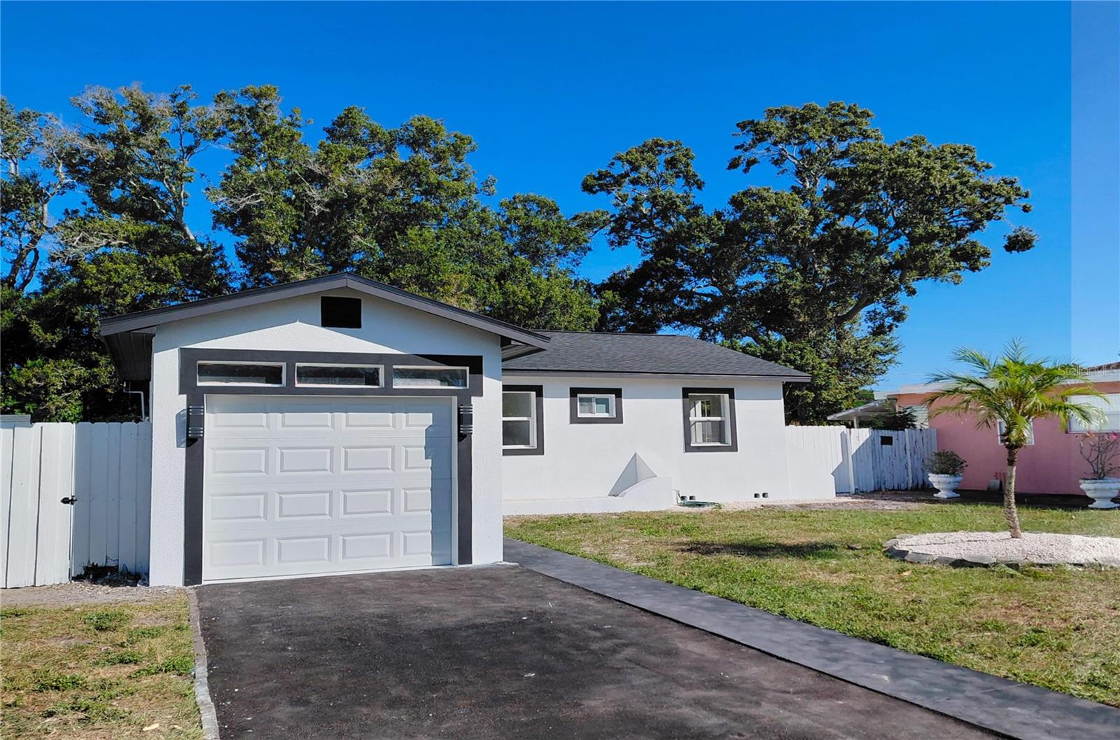 Image 2 of 35 For 3135 33rd Avenue N