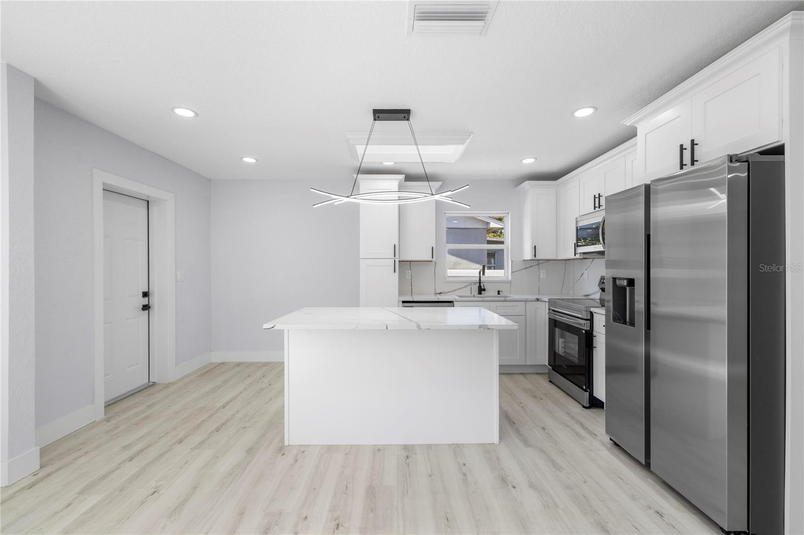 Image 30 of 35 For 3135 33rd Avenue N