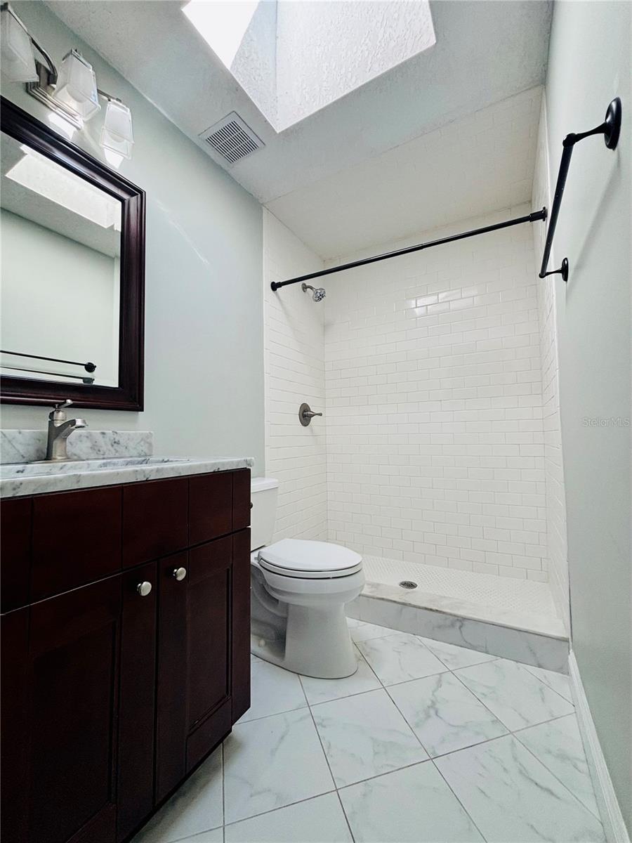 Image 15 of 33 For 13058 Bent Pine Court E