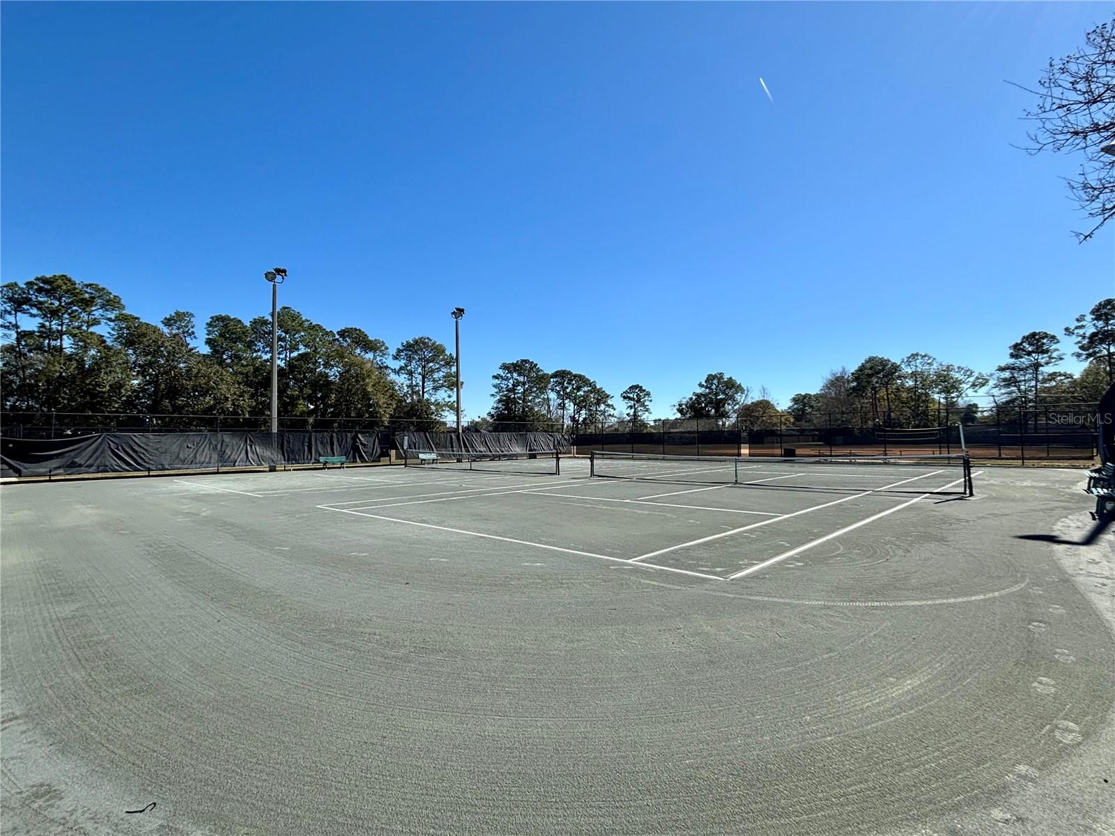 Image 22 of 33 For 13058 Bent Pine Court E