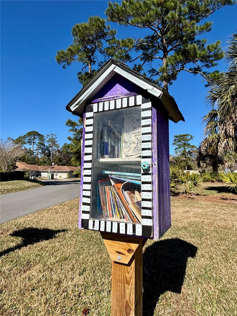 Image 29 of 33 For 13058 Bent Pine Court E