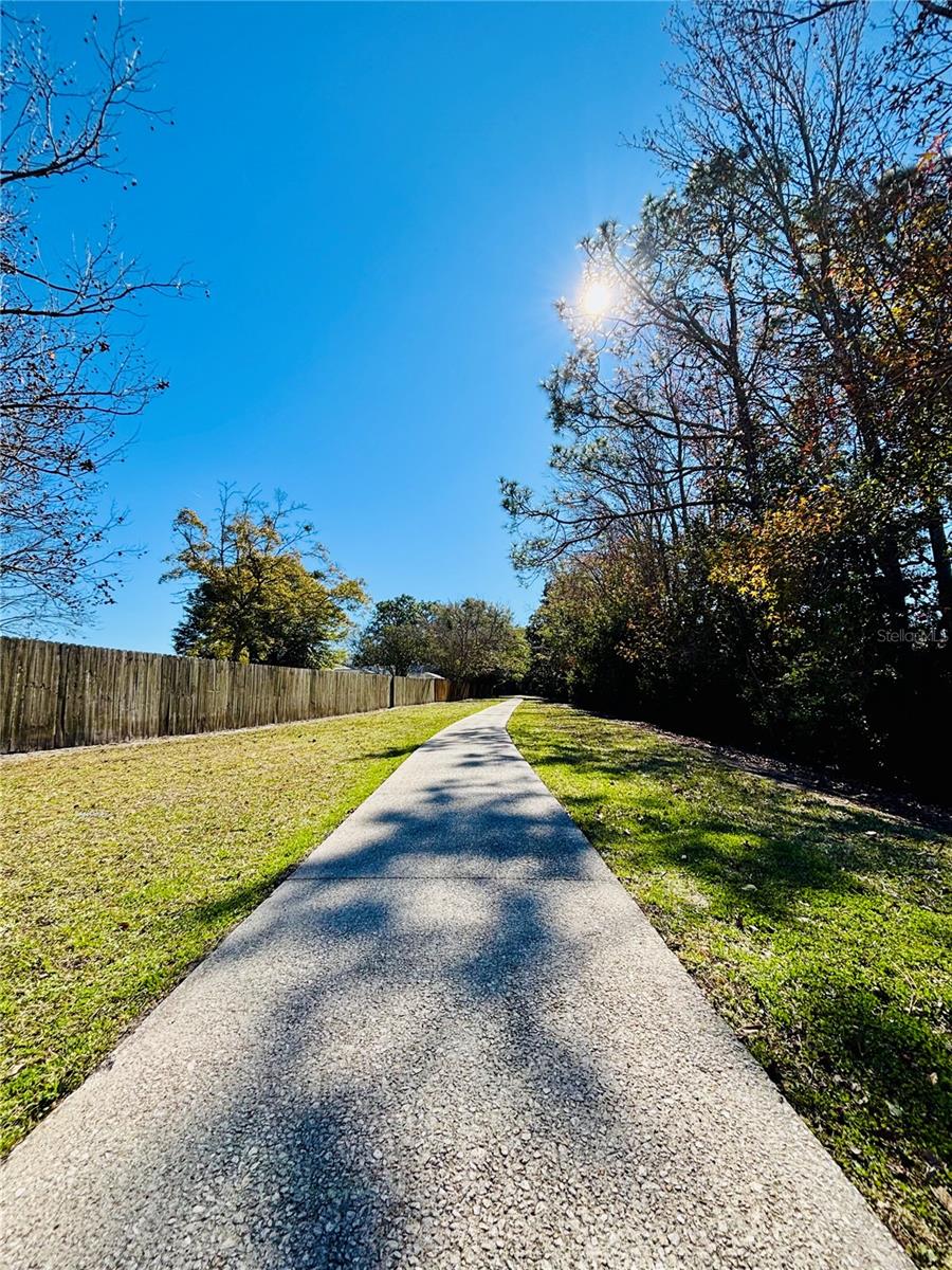 Image 32 of 33 For 13058 Bent Pine Court E