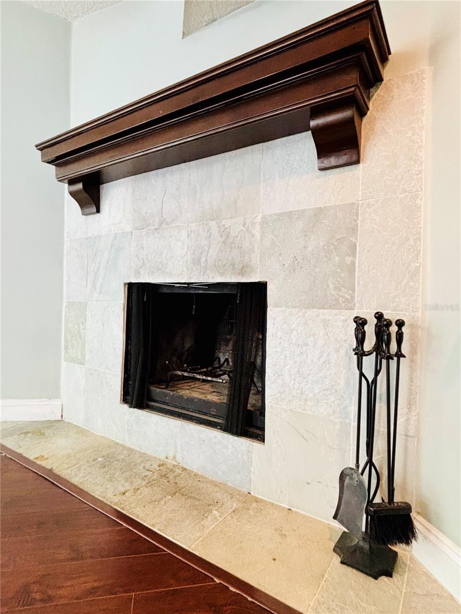 Image 7 of 33 For 13058 Bent Pine Court E