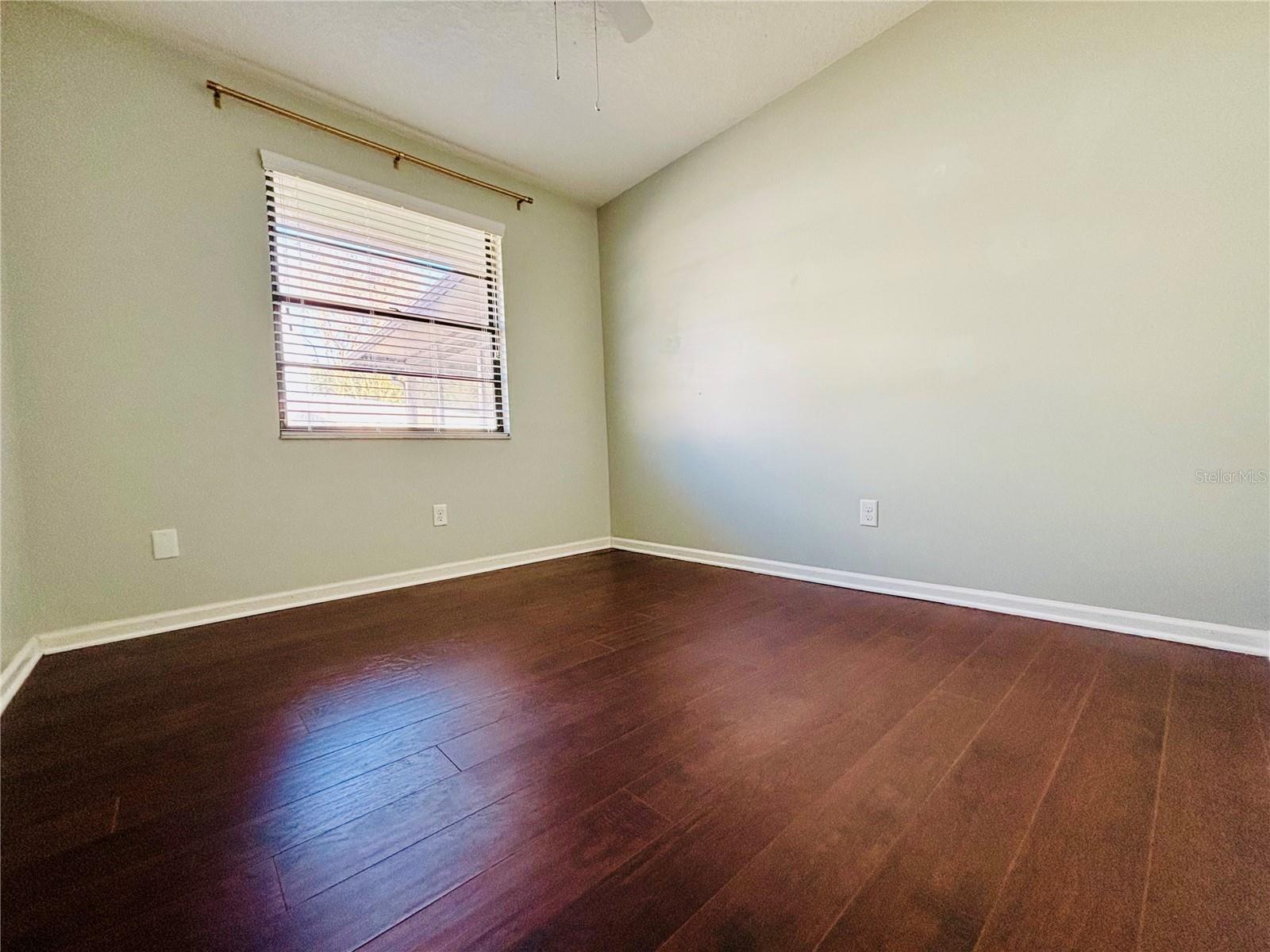 Image 9 of 33 For 13058 Bent Pine Court E