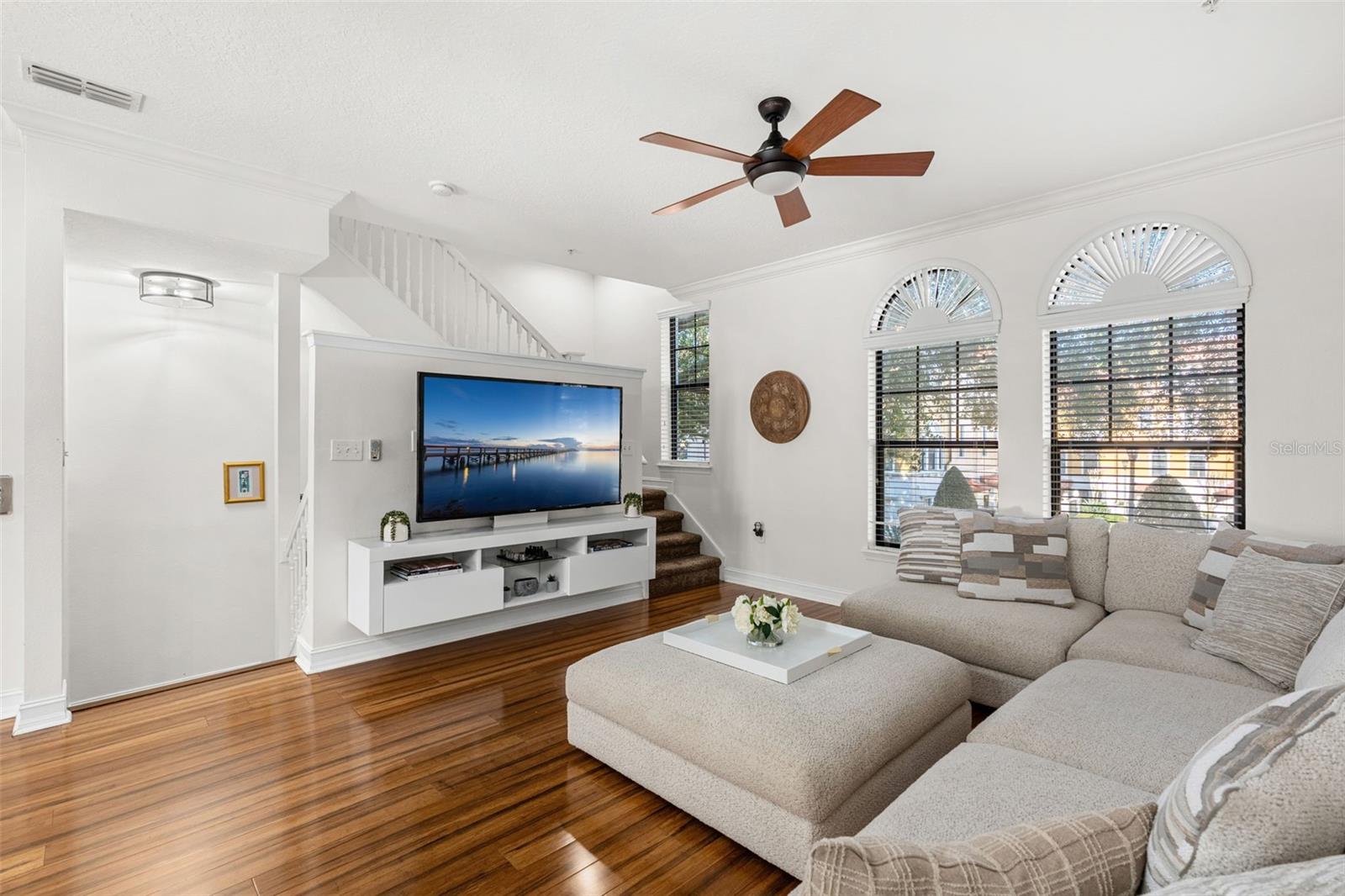 Image 13 of 71 For 3913 Messina Drive