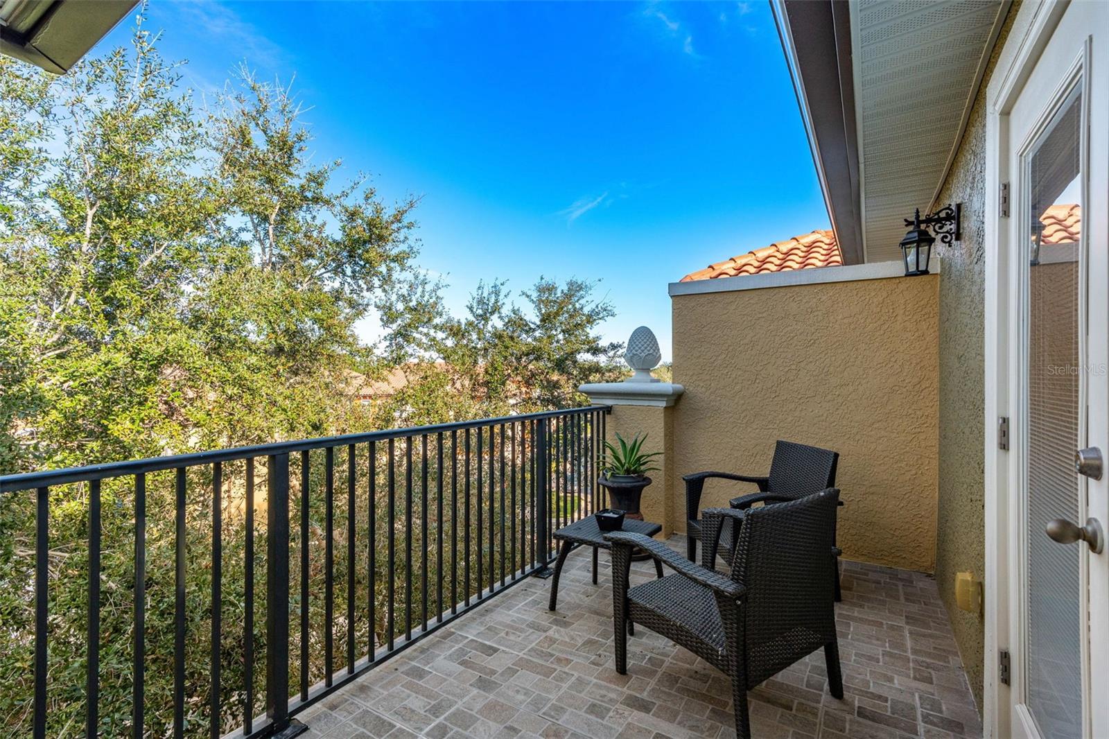 Image 38 of 71 For 3913 Messina Drive