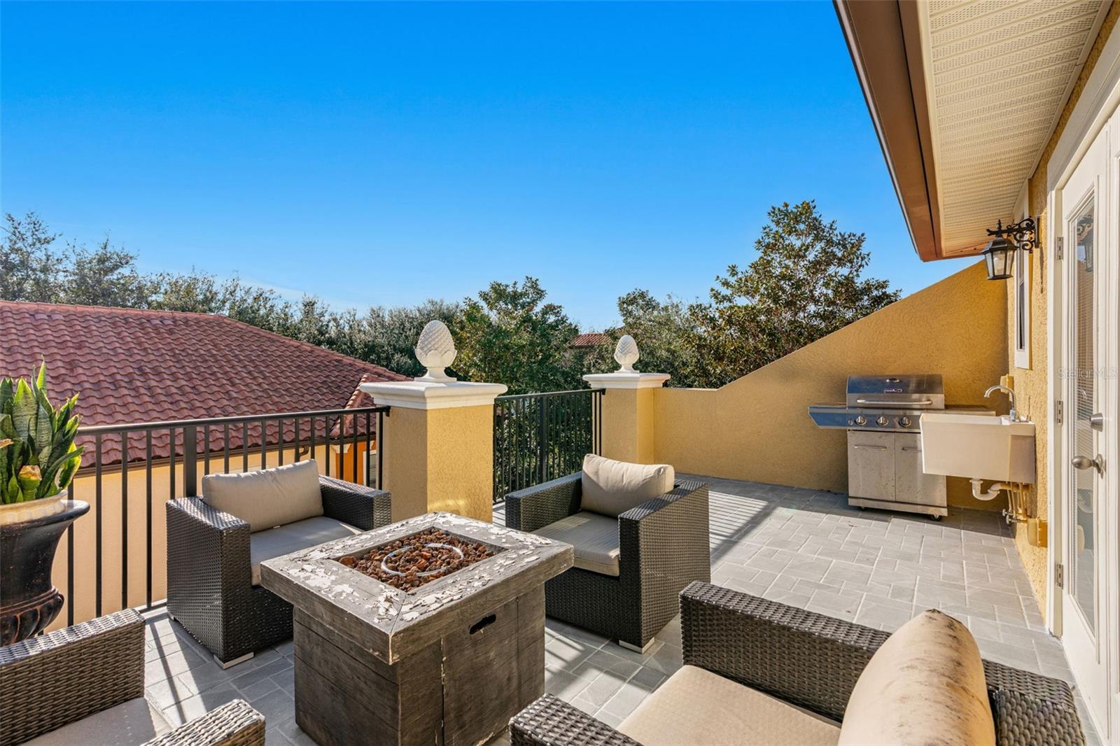 Image 45 of 71 For 3913 Messina Drive