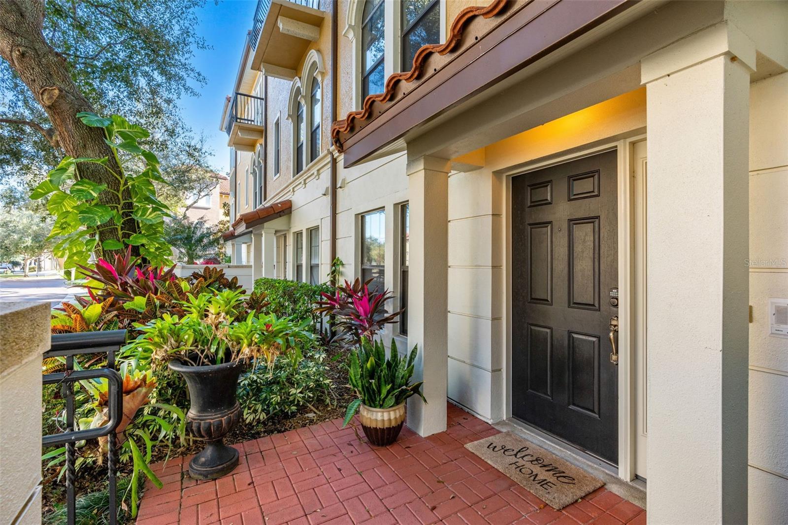 Image 6 of 71 For 3913 Messina Drive