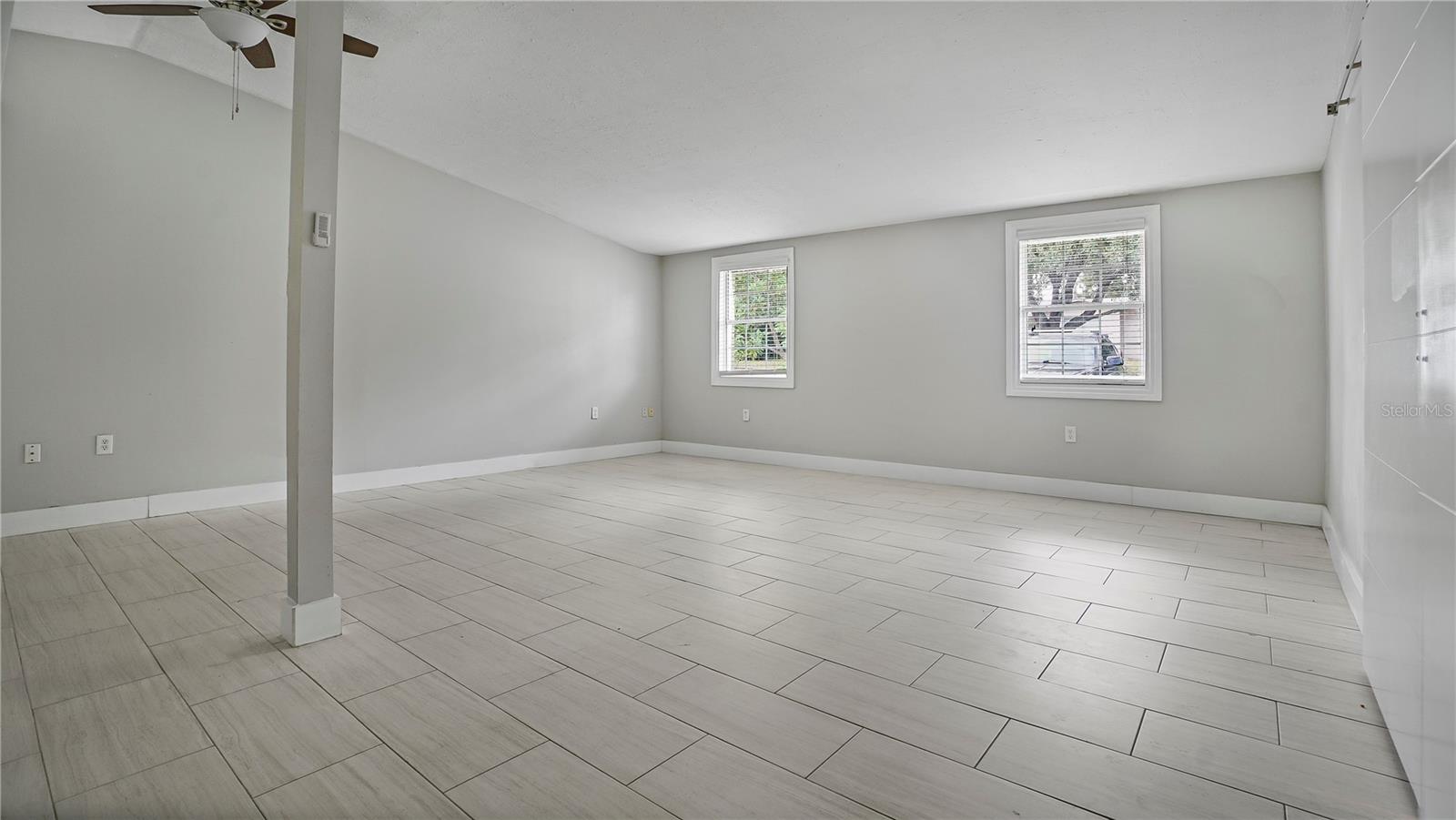 Image 27 of 39 For 2992 Chantilly Avenue