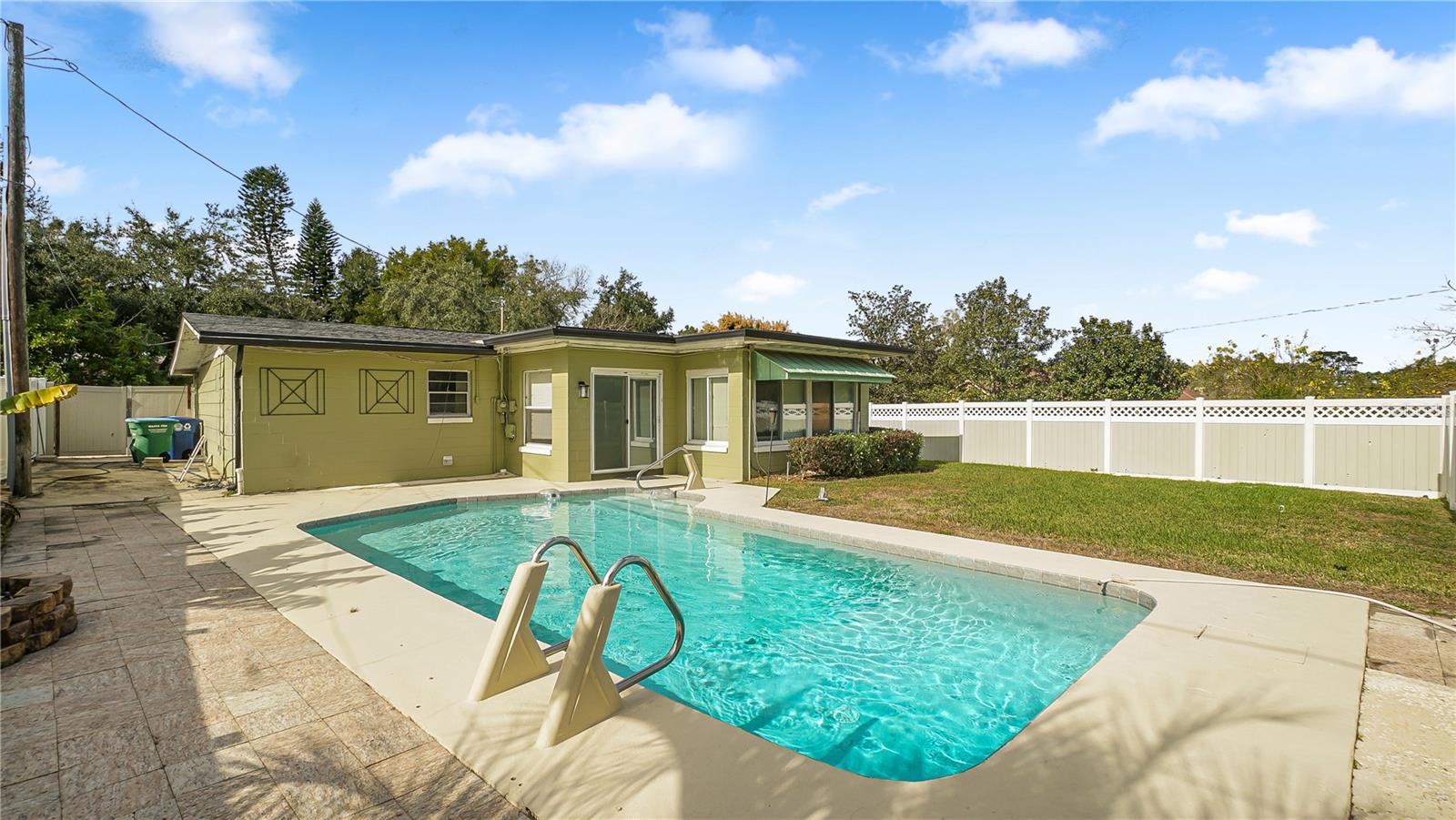 Image 35 of 39 For 2992 Chantilly Avenue