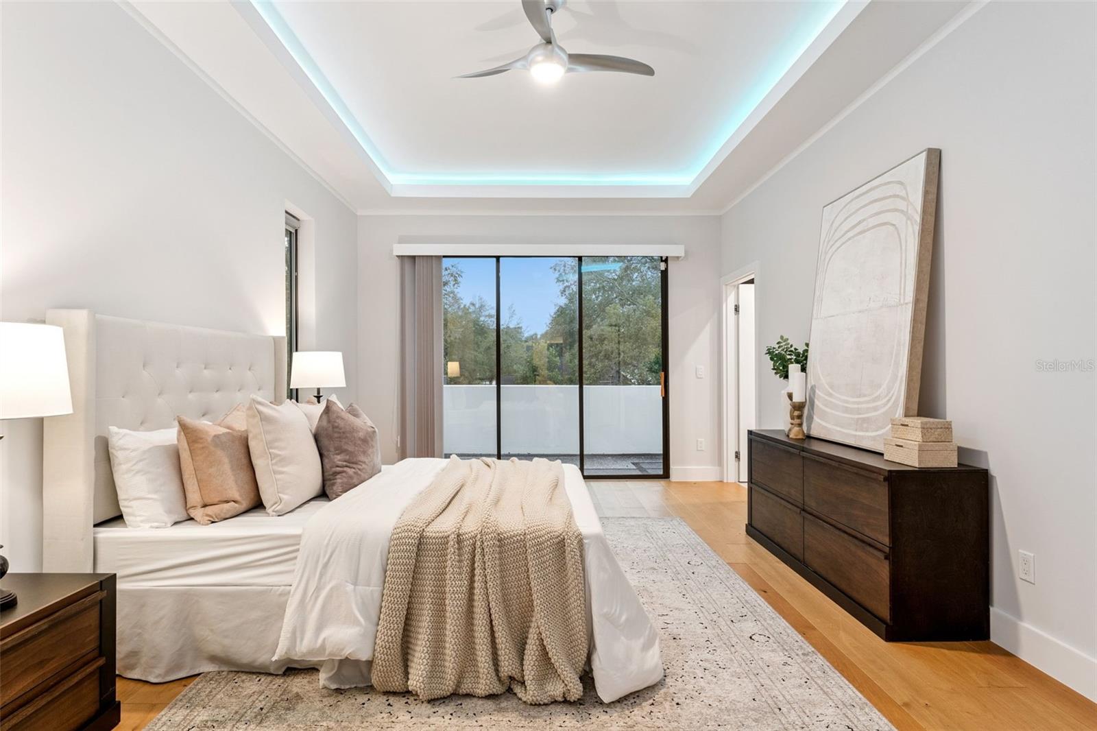 Image 16 of 42 For 1903 Park Avenue