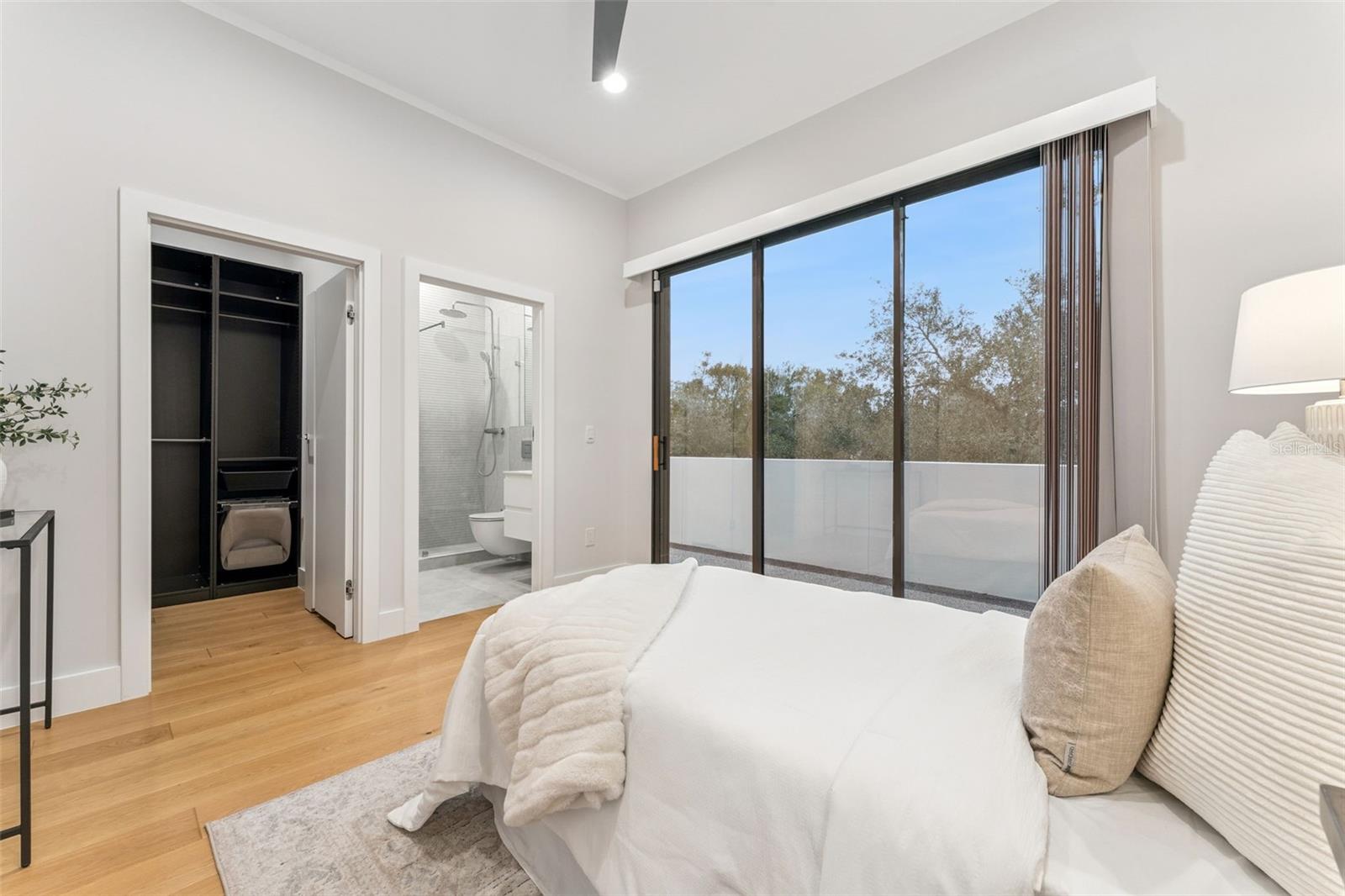 Image 20 of 42 For 1903 Park Avenue