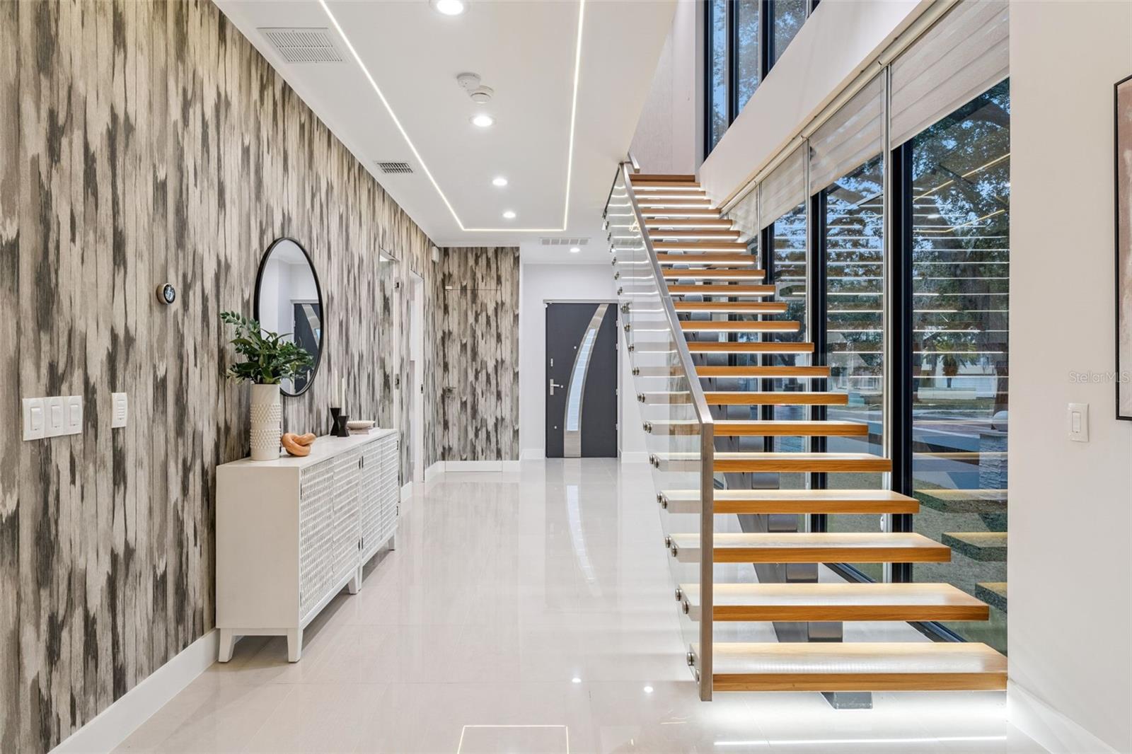 Image 3 of 42 For 1903 Park Avenue