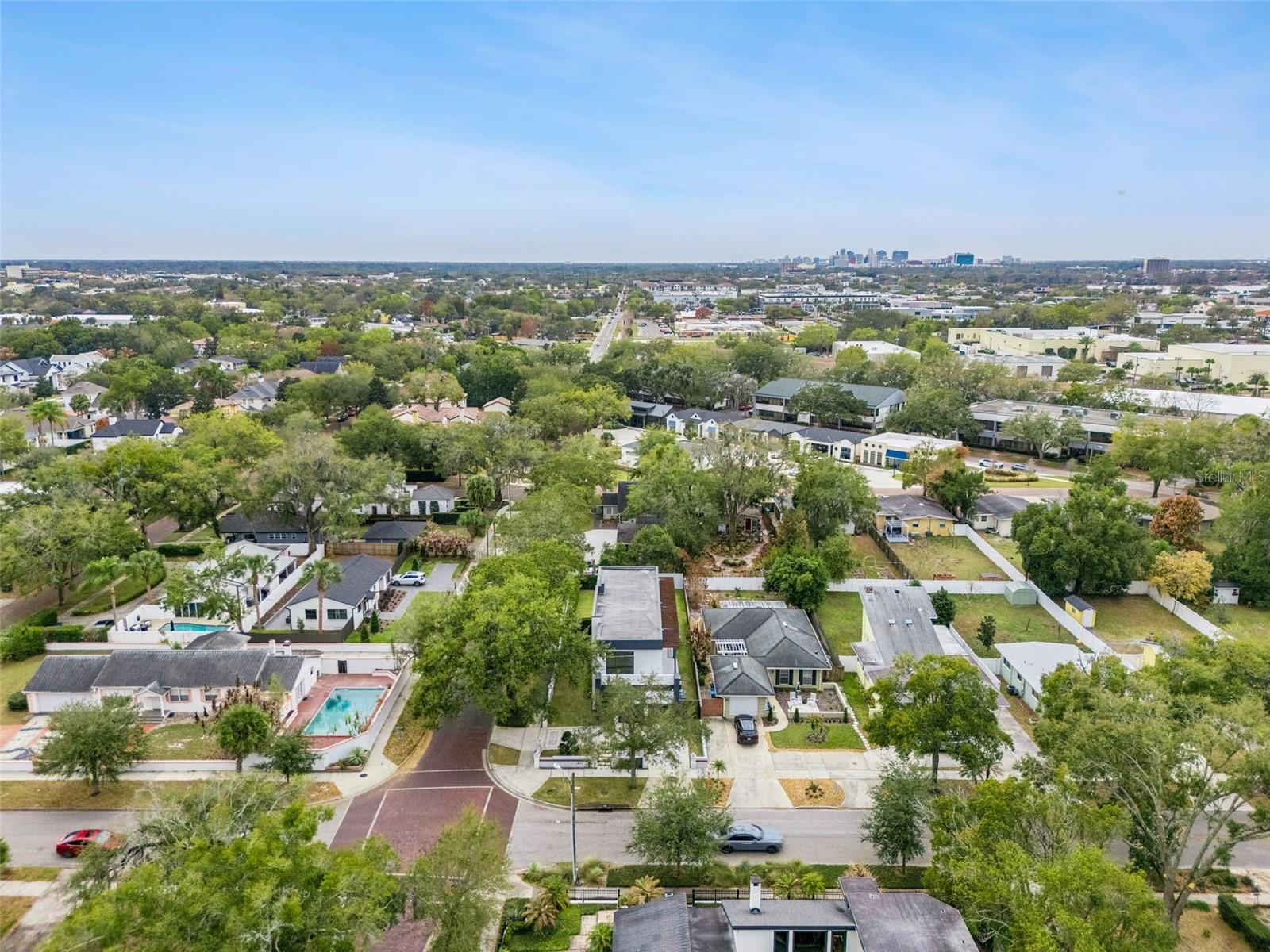 Image 36 of 42 For 1903 Park Avenue