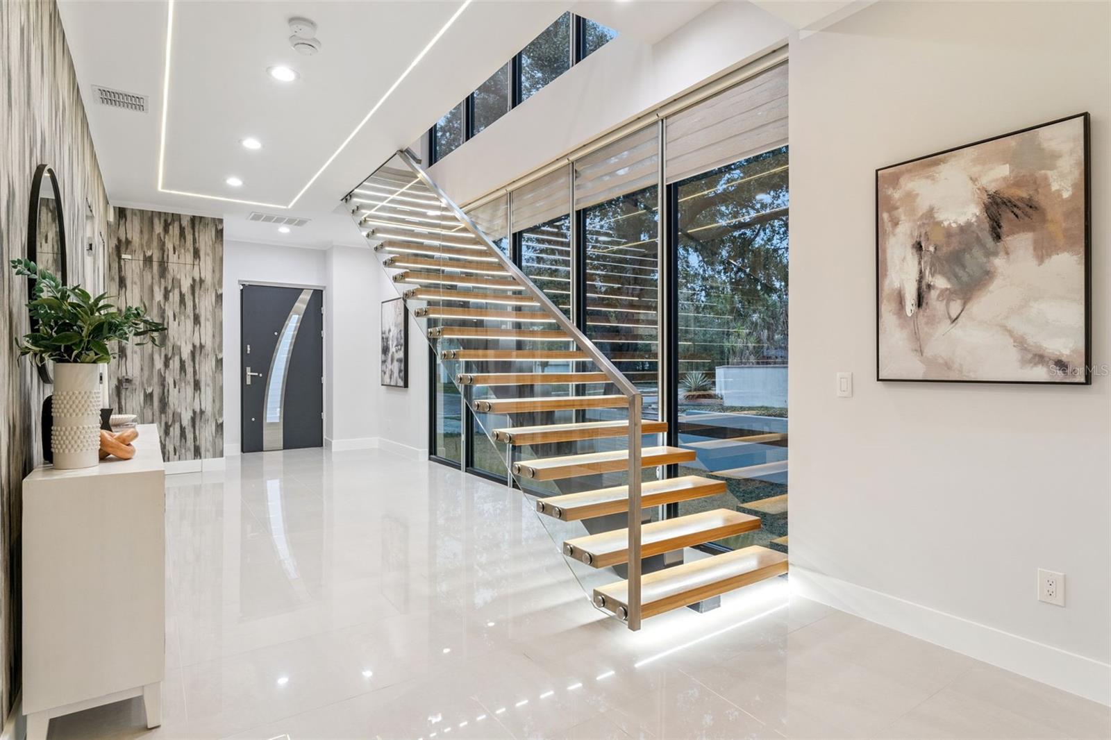 Image 4 of 42 For 1903 Park Avenue