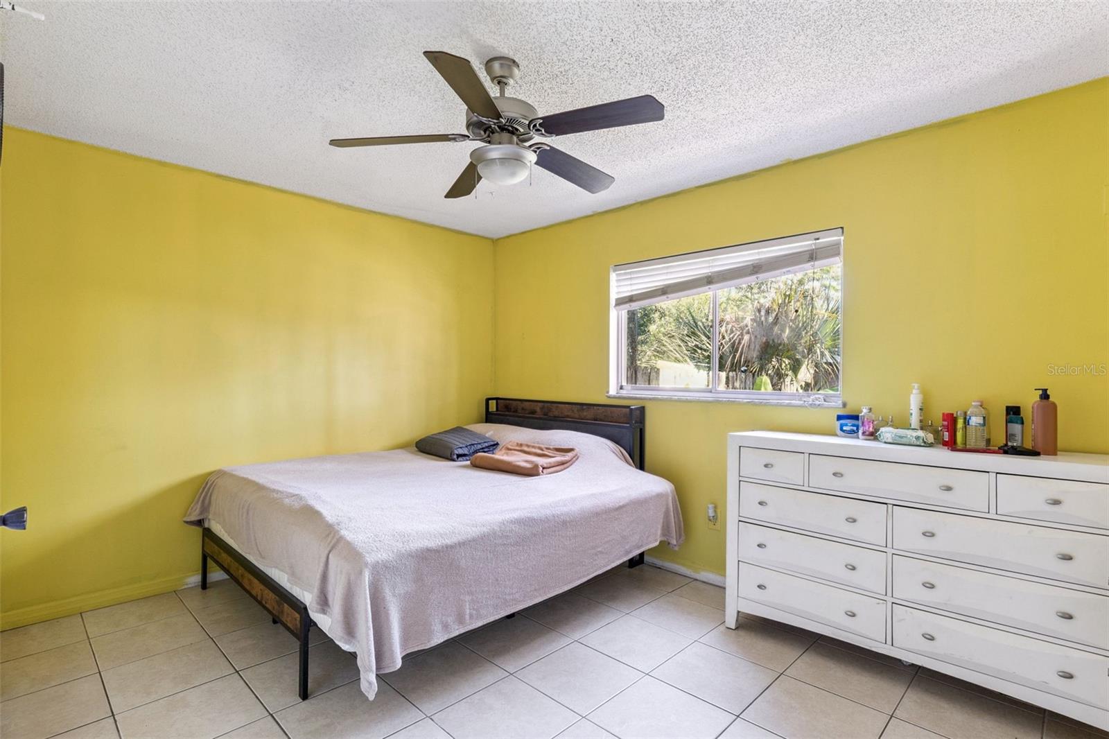 Image 7 of 17 For 605 Wren Avenue