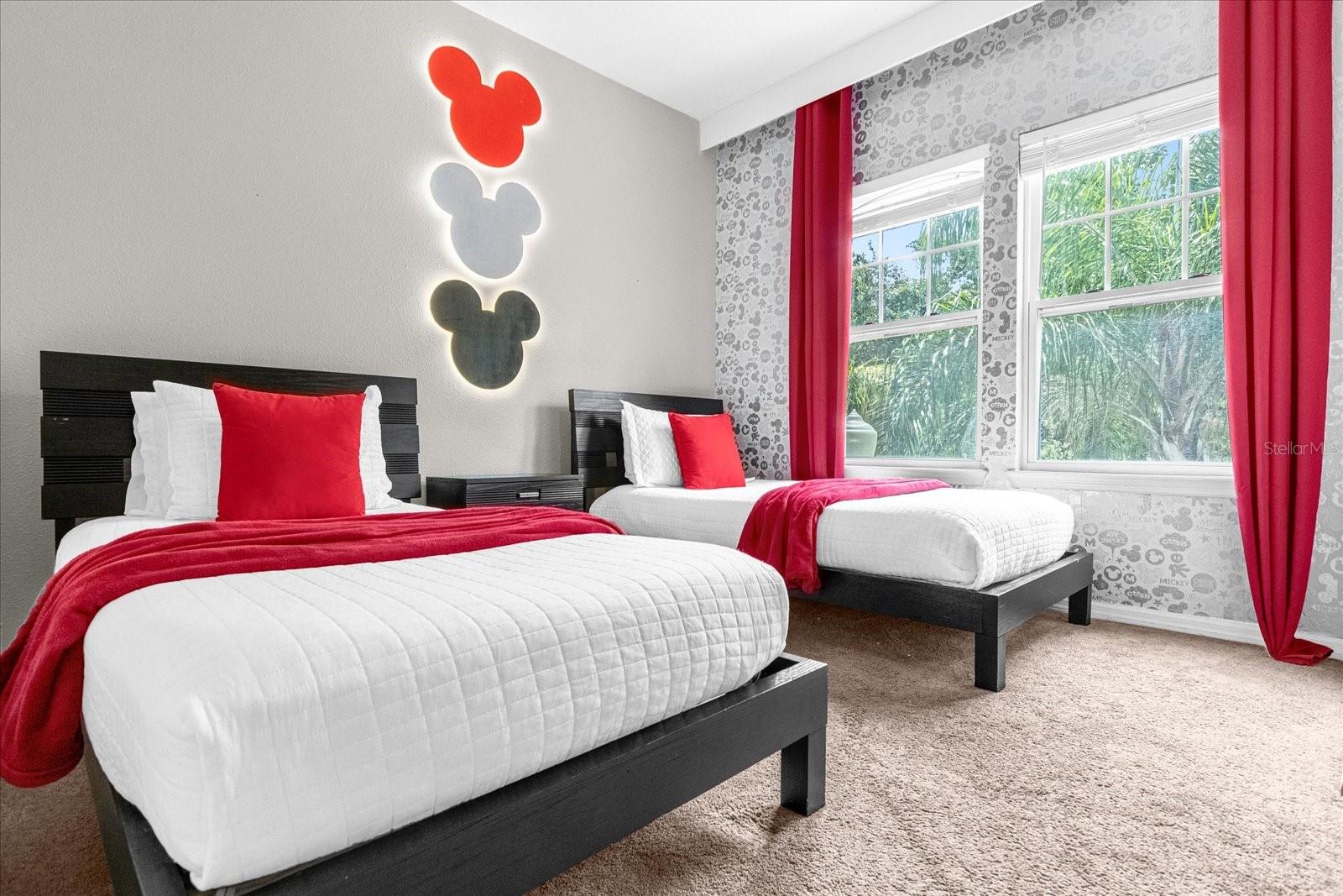 Image 21 of 31 For 5350 Diplomat Court 108