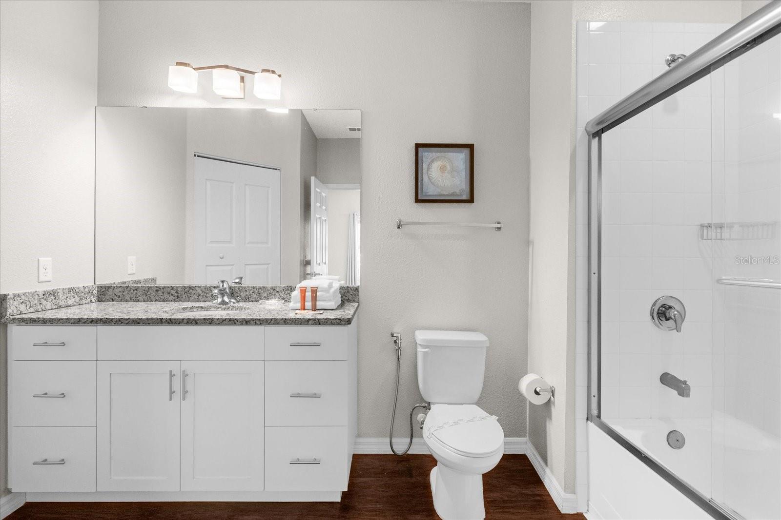 Image 25 of 31 For 5350 Diplomat Court 108