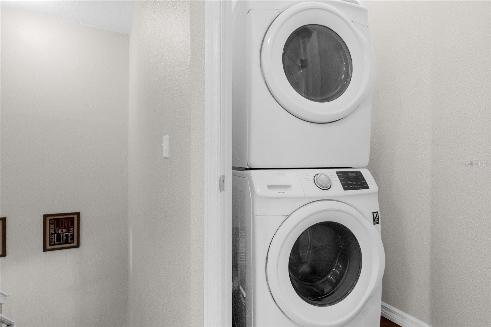 Image 28 of 31 For 5350 Diplomat Court 108