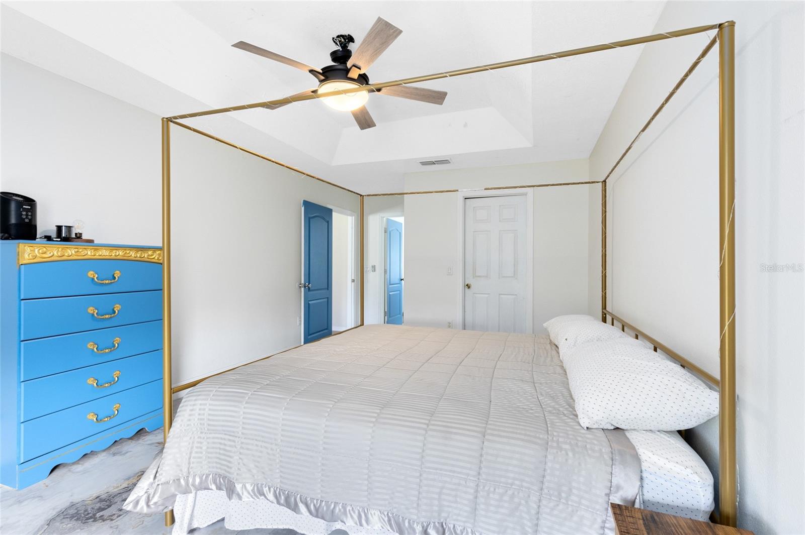 Image 17 of 54 For 538 Murray Street