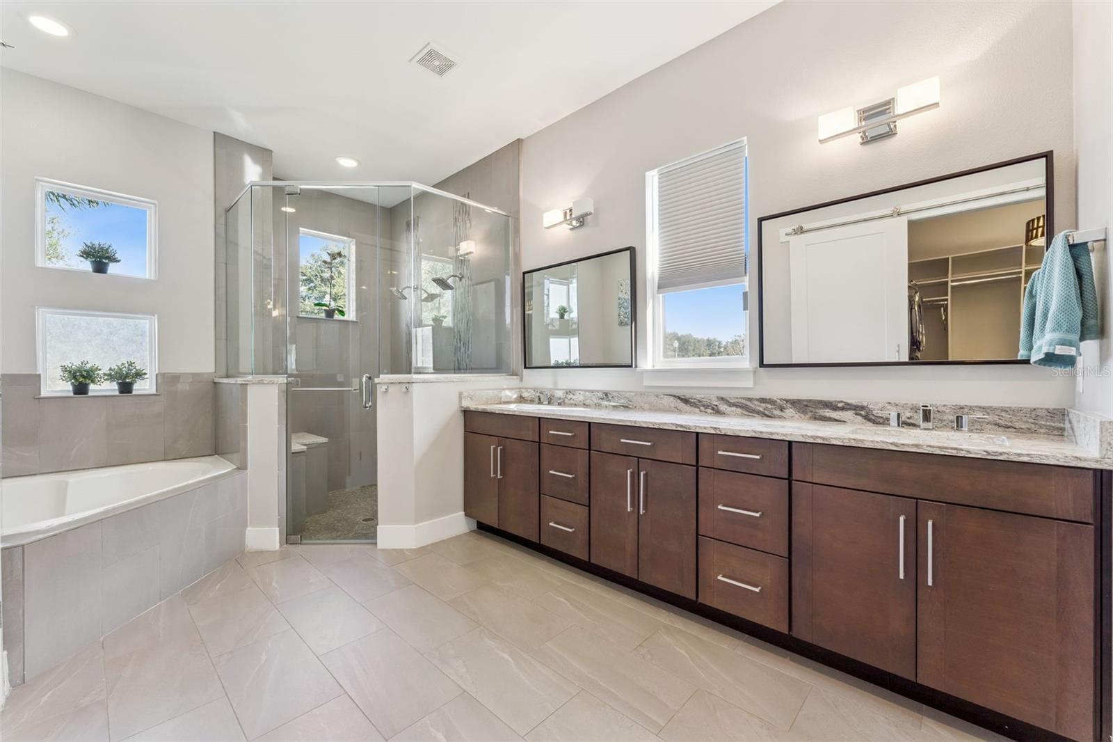 Image 13 of 29 For 10403 Woodward Winds Drive