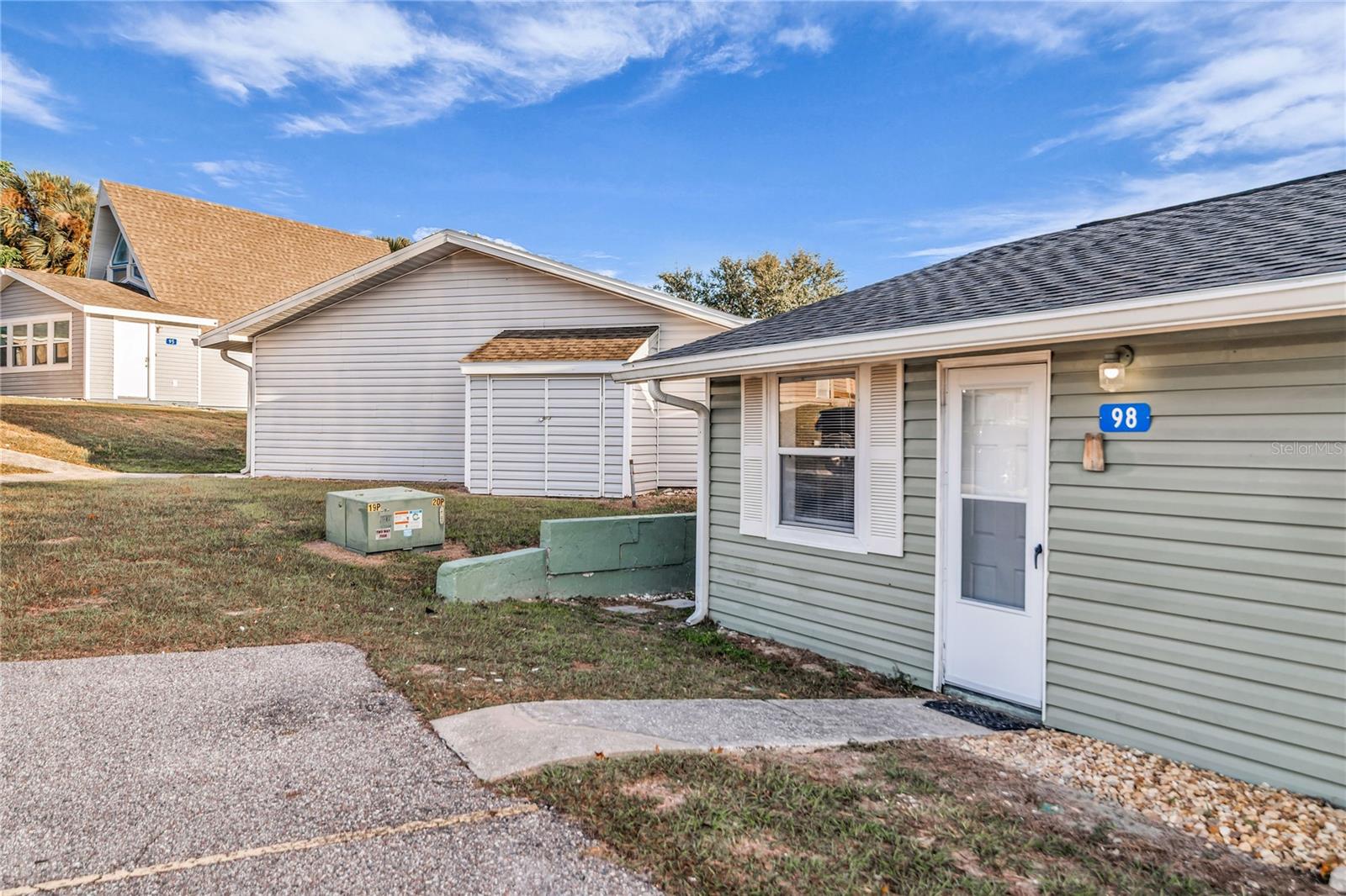 Image 23 of 27 For 10301 Us Highway 27  98