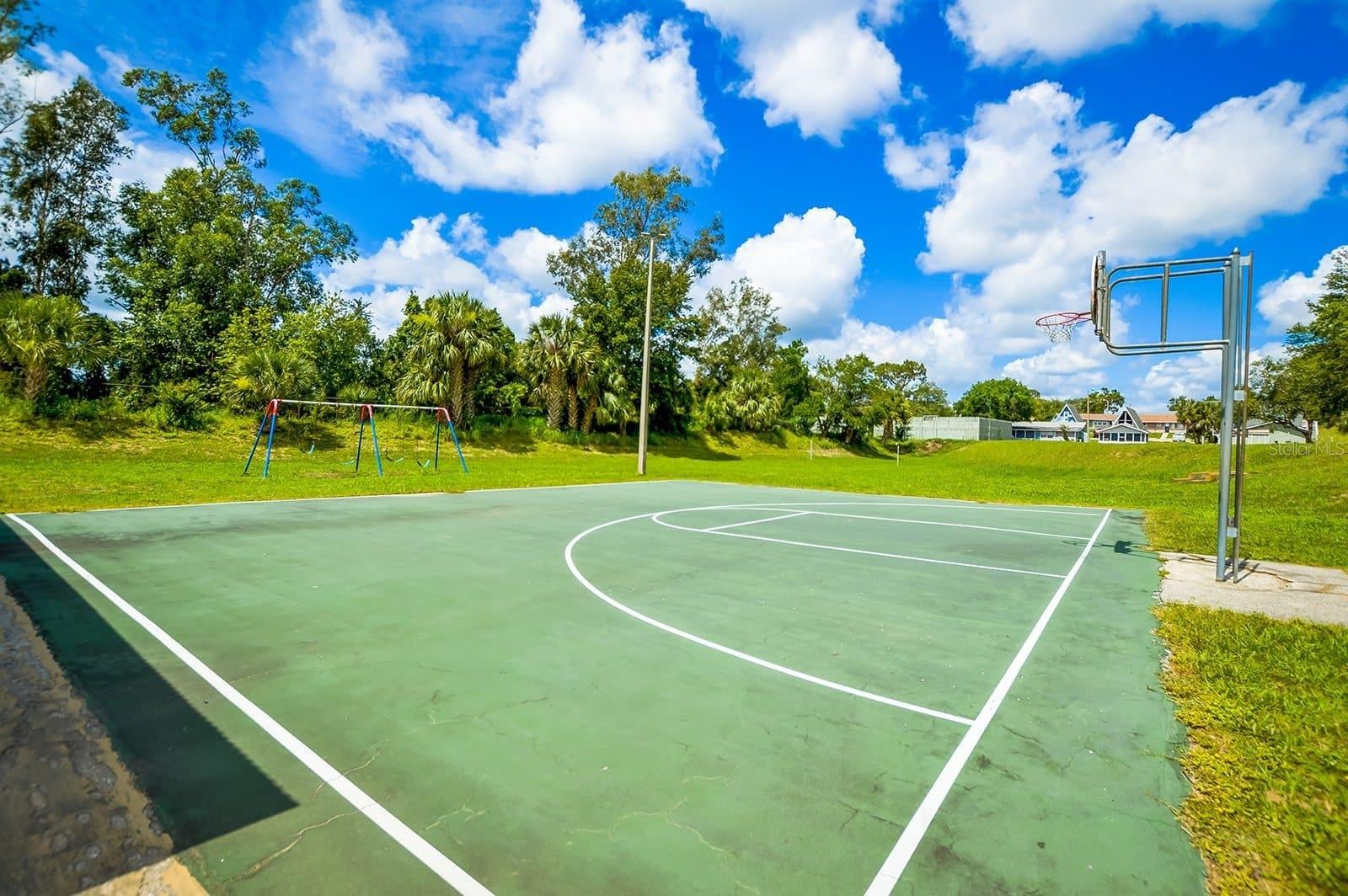 Image 27 of 27 For 10301 Us Highway 27  98